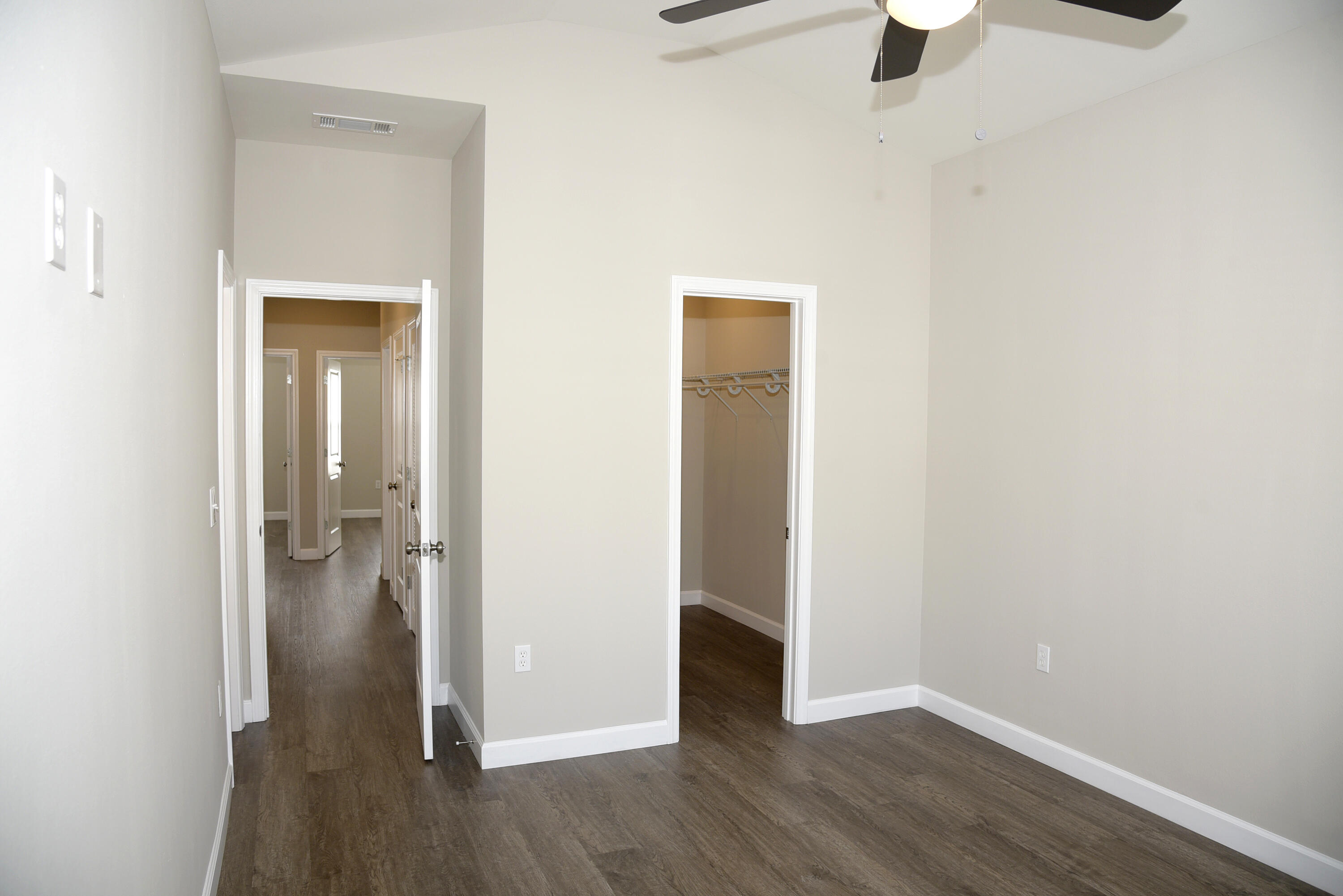 STABLE LANES - Residential Lease