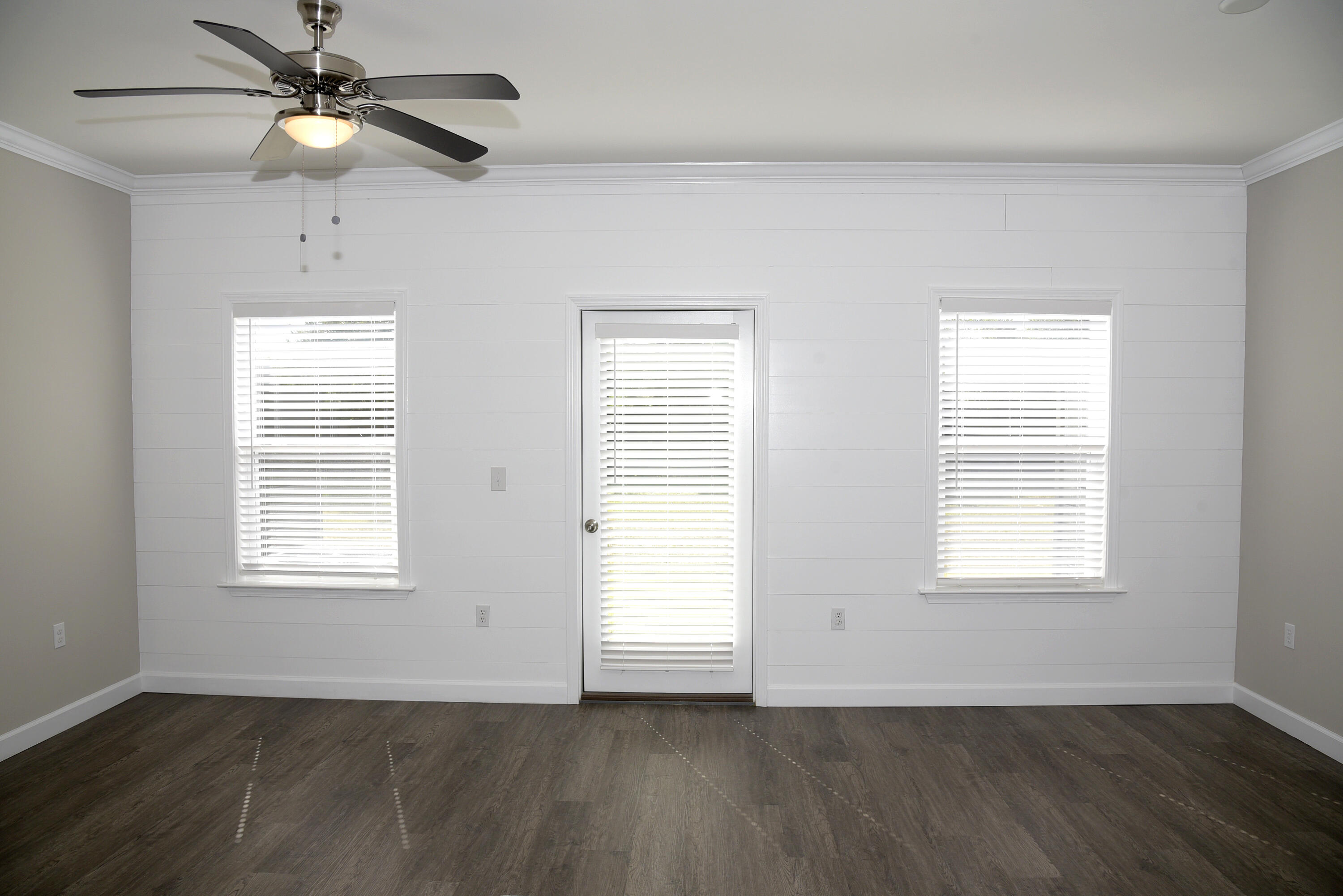 STABLE LANES - Residential Lease