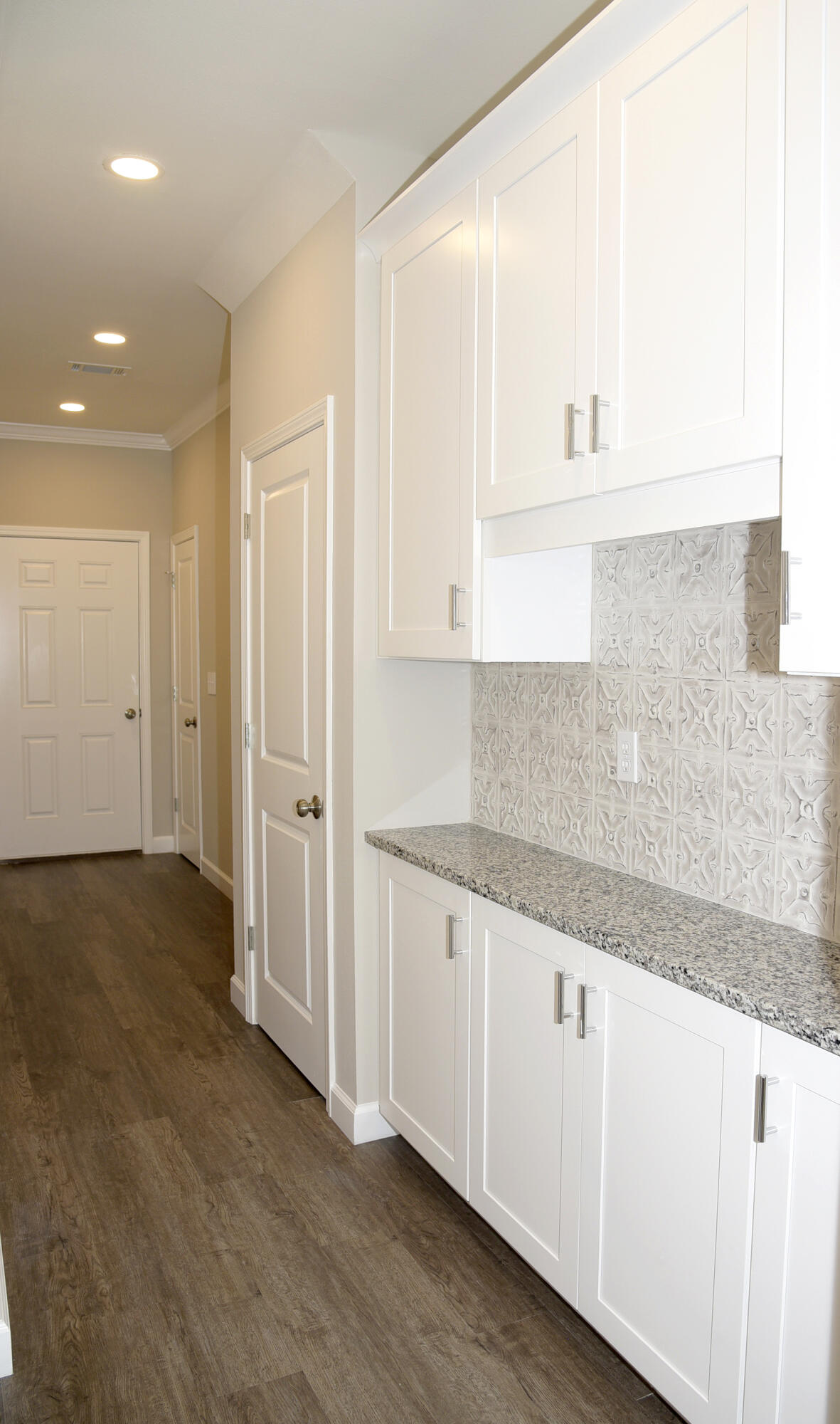 STABLE LANES - Residential Lease