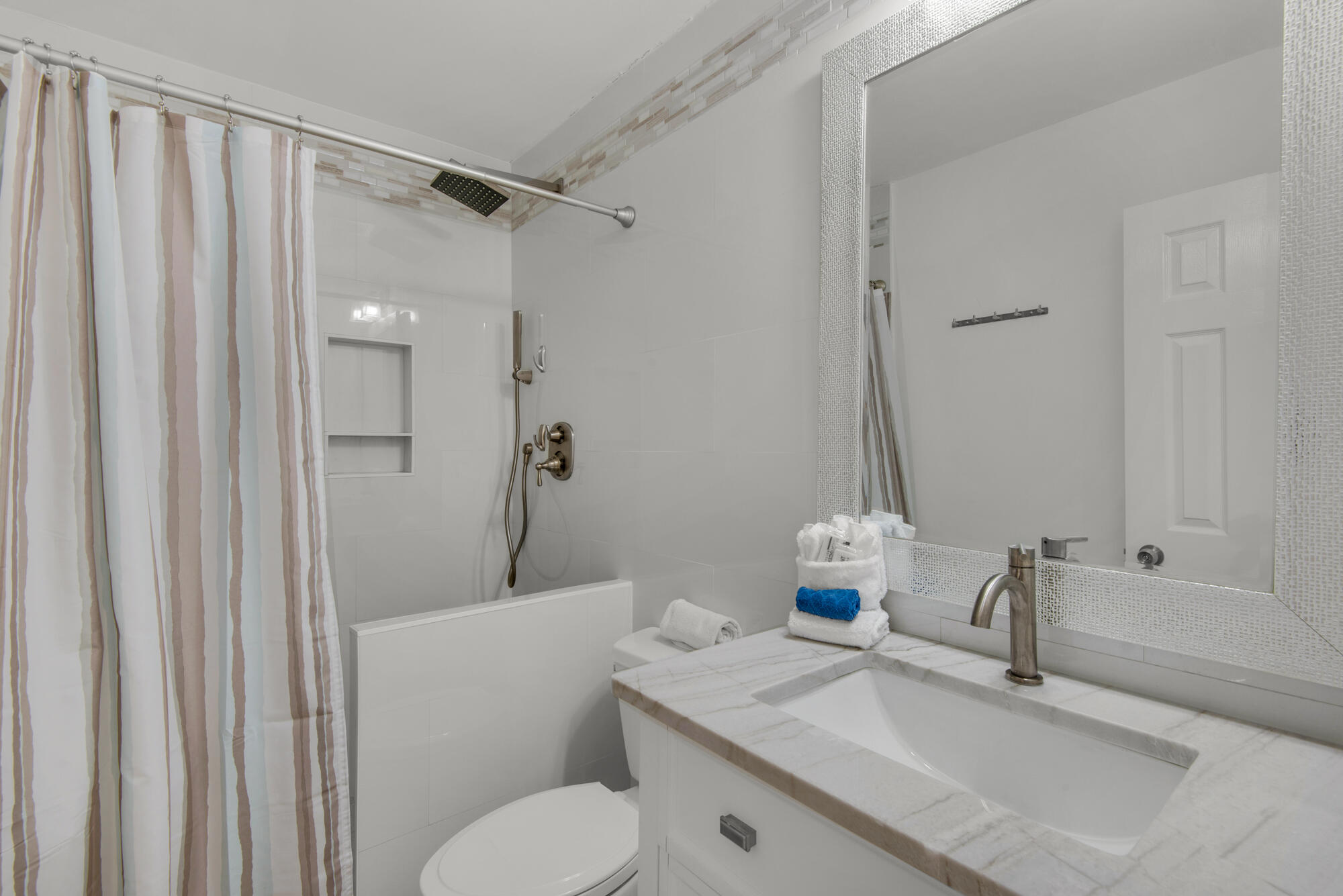 SAND PEBBLES T/H - Residential