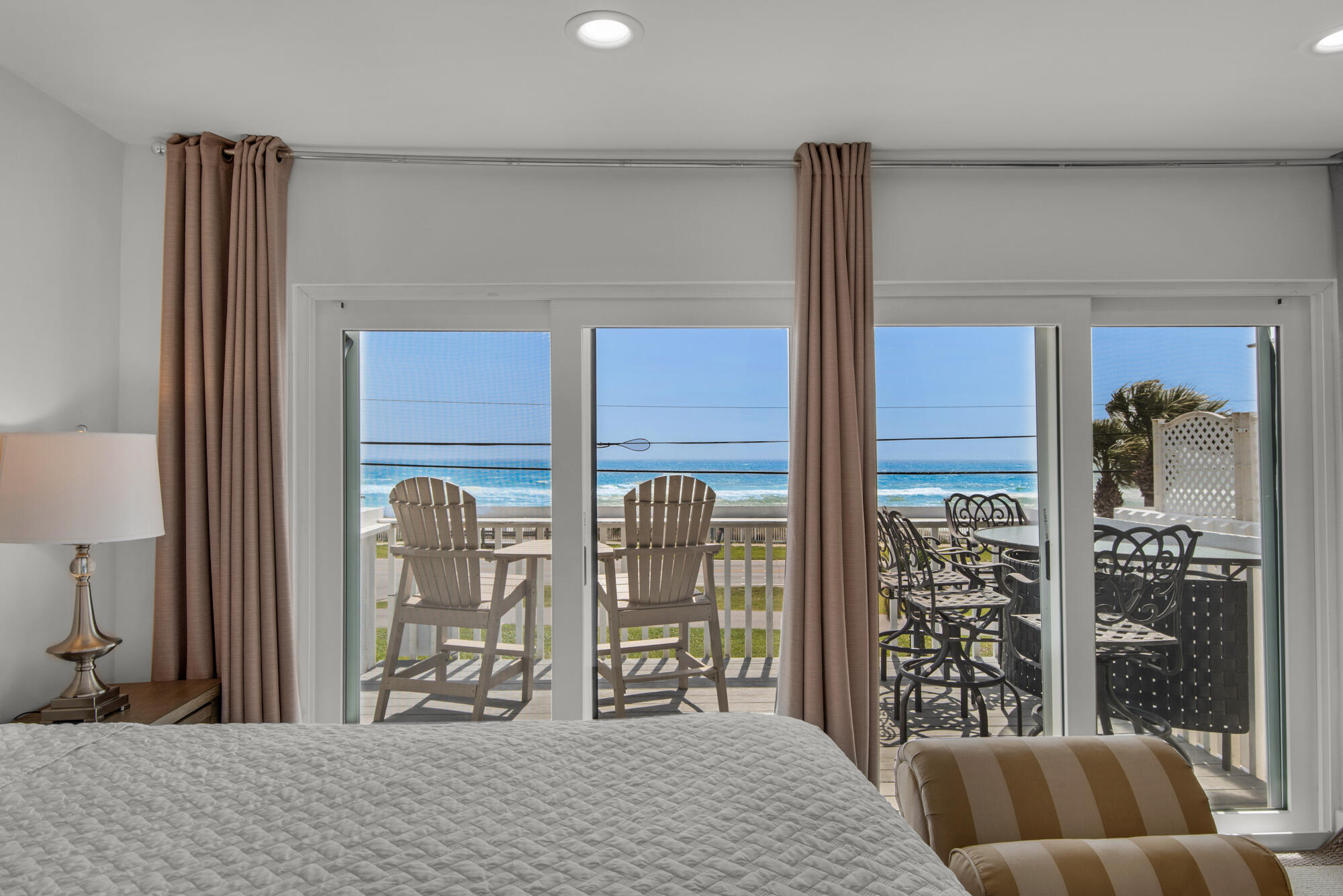 SAND PEBBLES T/H - Residential