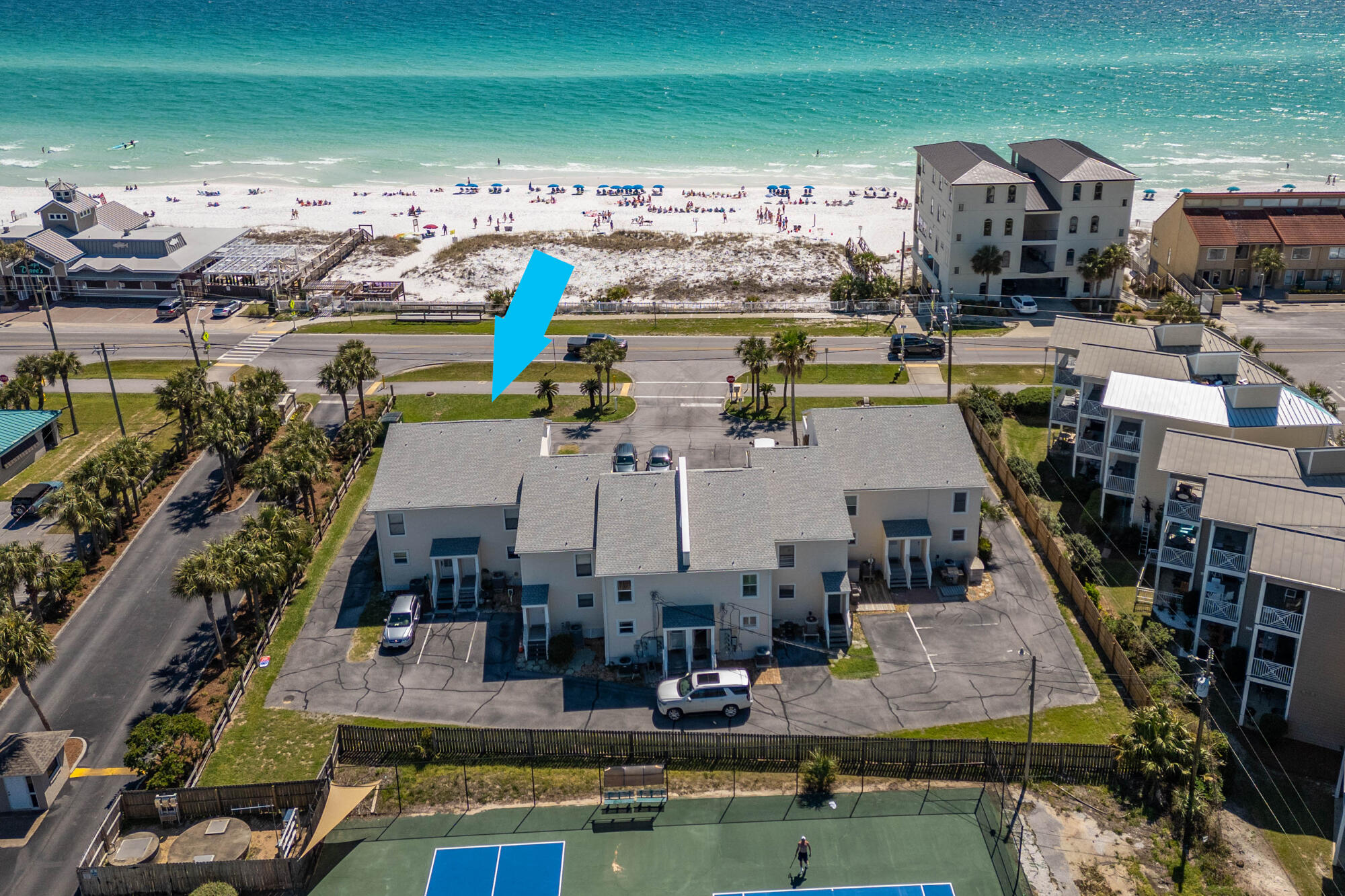 SAND PEBBLES T/H - Residential