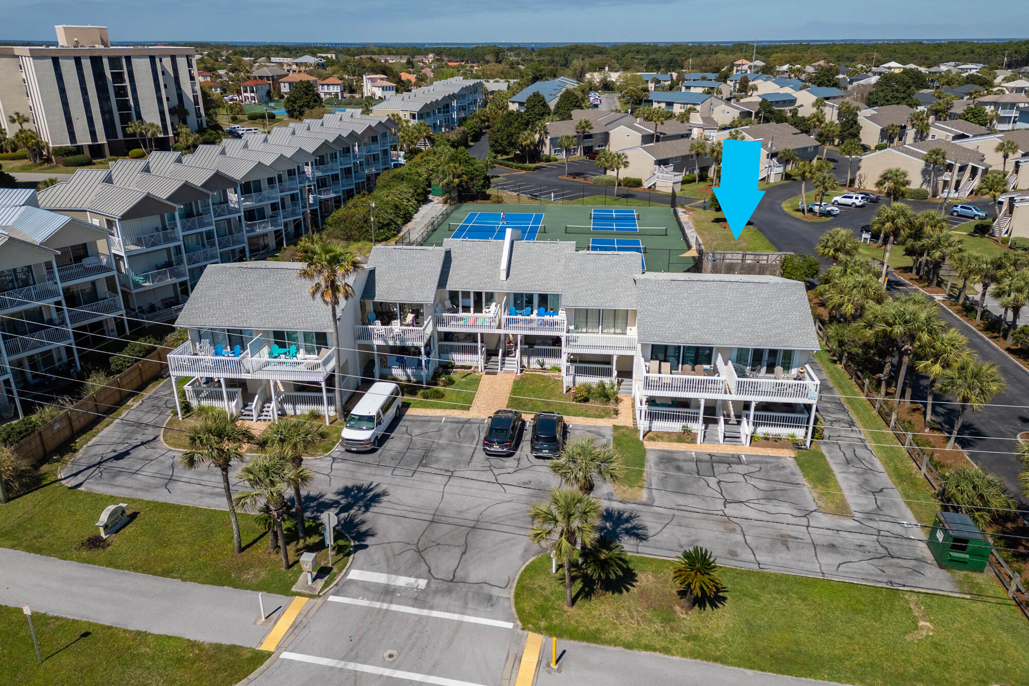 SAND PEBBLES T/H - Residential