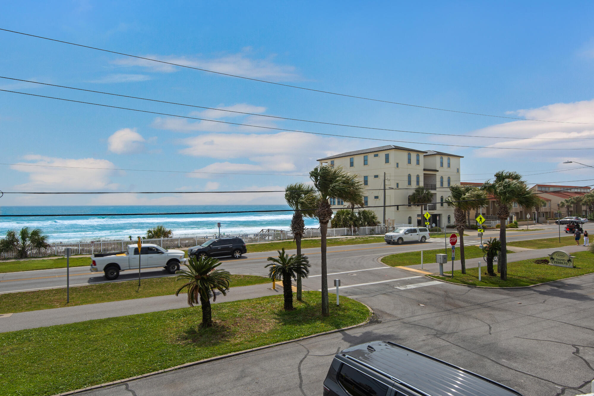 SAND PEBBLES T/H - Residential