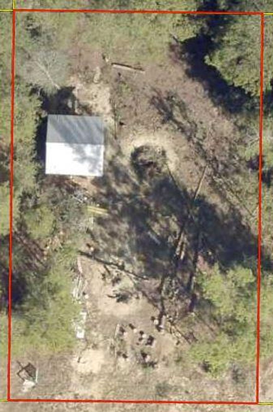 This beautiful 0.22-acre lot offers a prime opportunity for building your dream home or investment property. The land is high and dry, ensuring excellent drainage and minimal flood risk. With its manageable size and favorable elevation, it's ideal for residential development, gardening, or recreational use. Located in a peaceful area with easy access to local amenities, this lot combines convenience with natural charm.