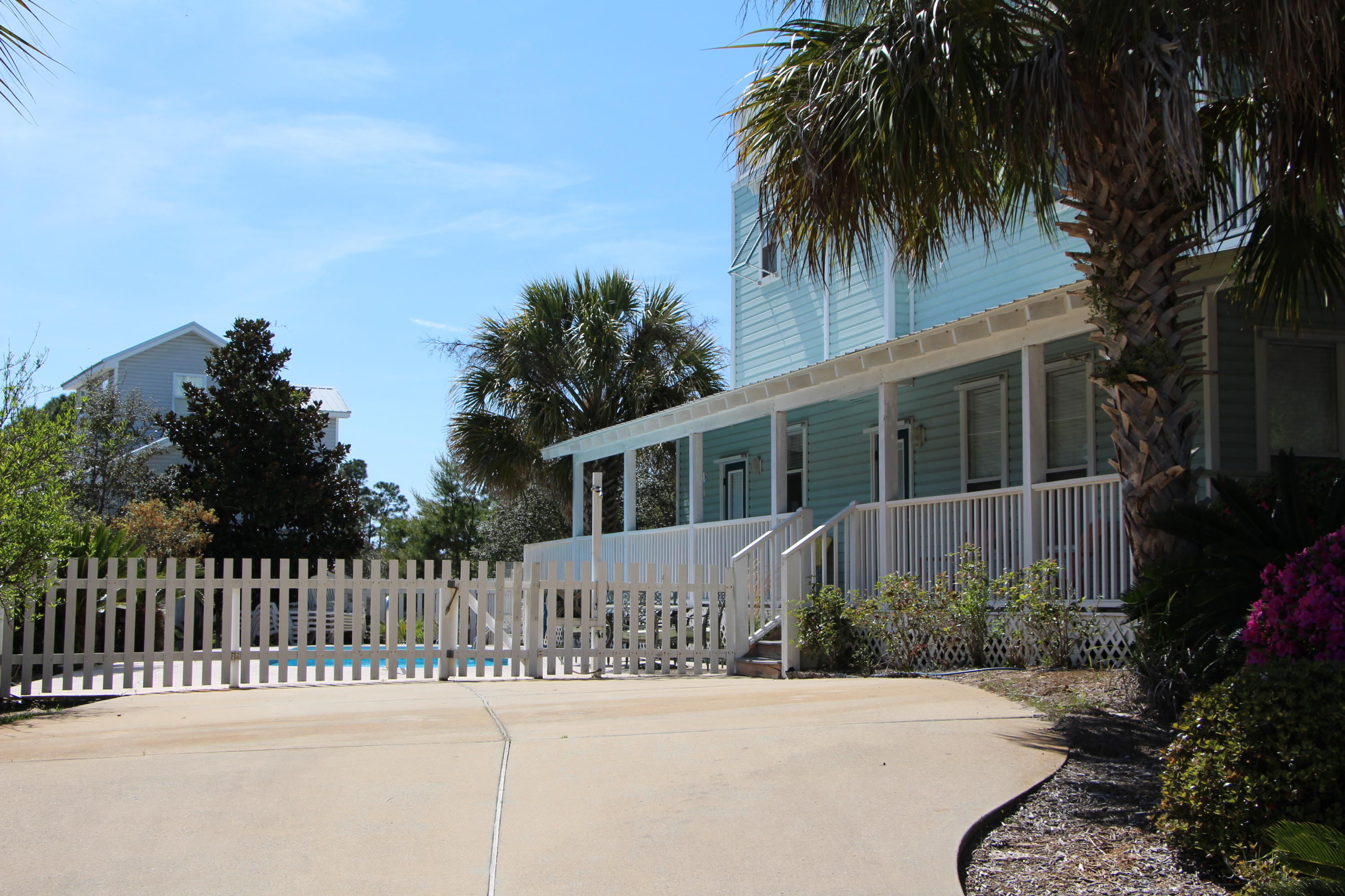 SEA DUNES - Residential