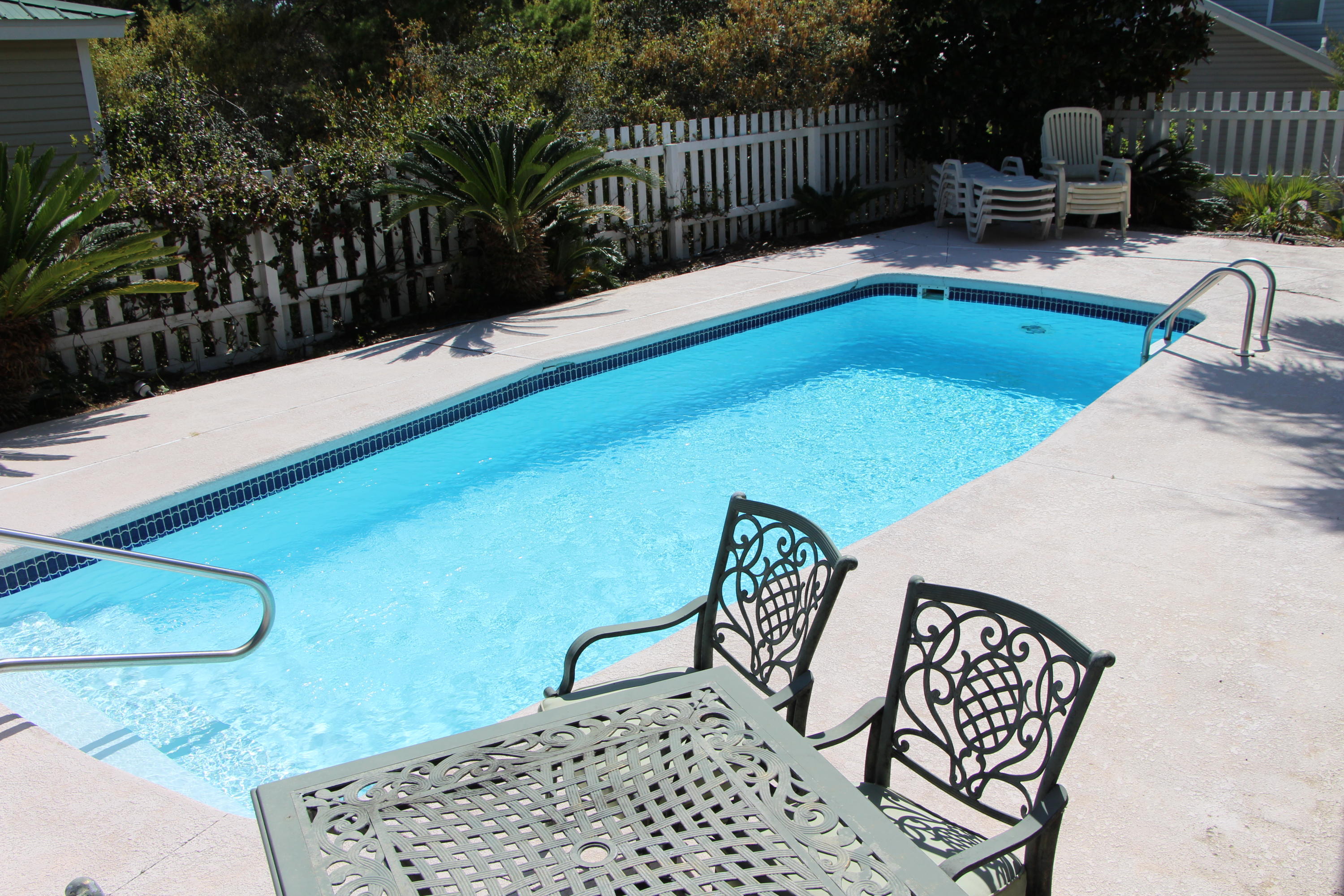 SEA DUNES - Residential