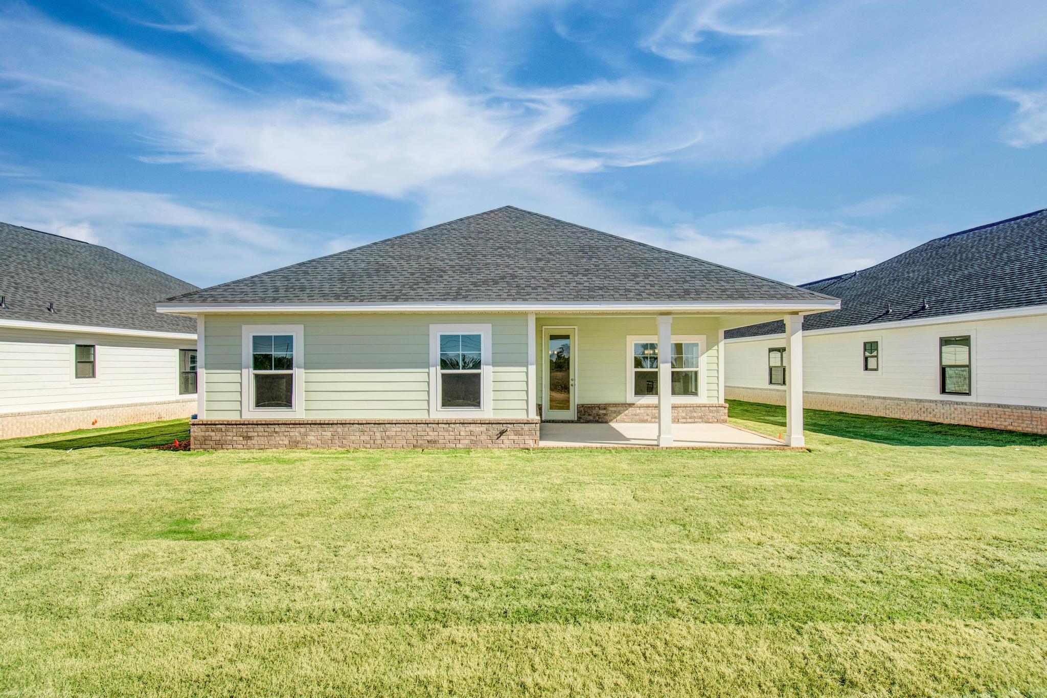 THE BLUFFS AT LAFAYETTE - Residential