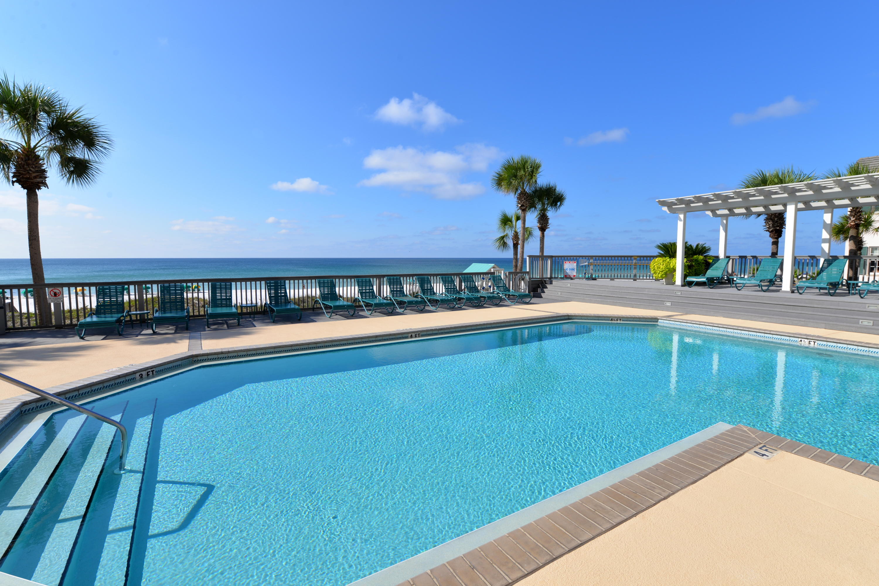 HIDDEN DUNES GRAND VILLAS - Residential