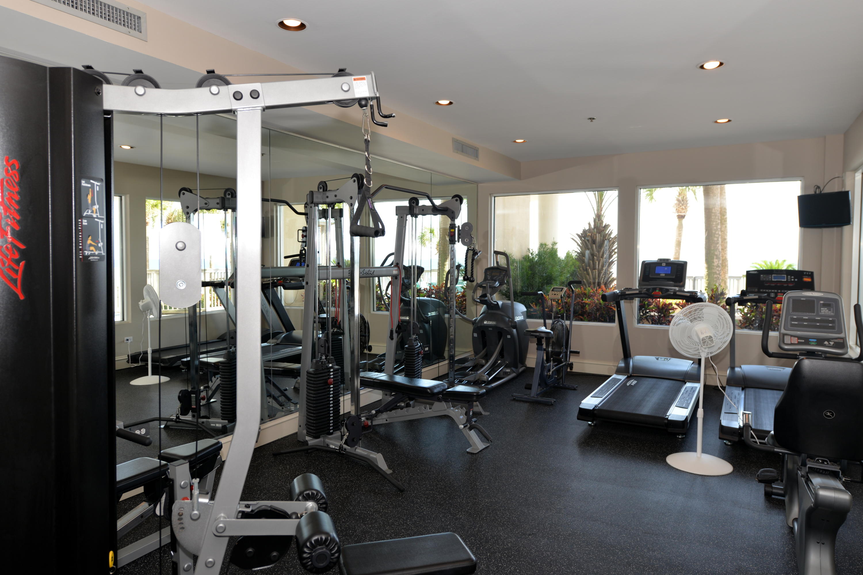 HIDDEN DUNES GRAND VILLAS - Residential