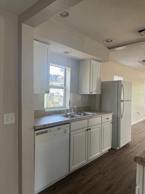 CRESTVIEW - Residential Lease