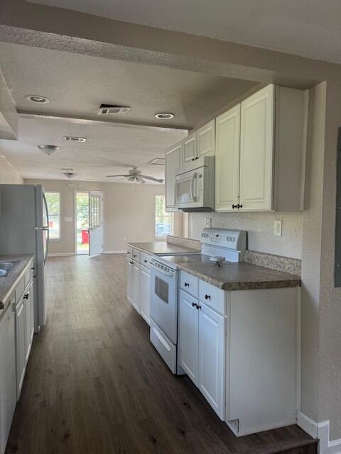 CRESTVIEW - Residential Lease