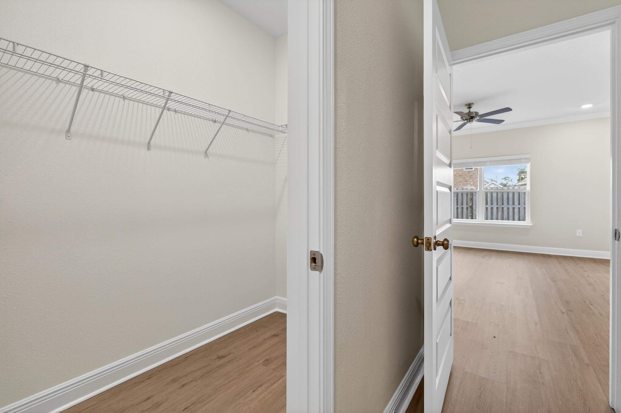 LIVE OAK HARBOUR - Residential Lease