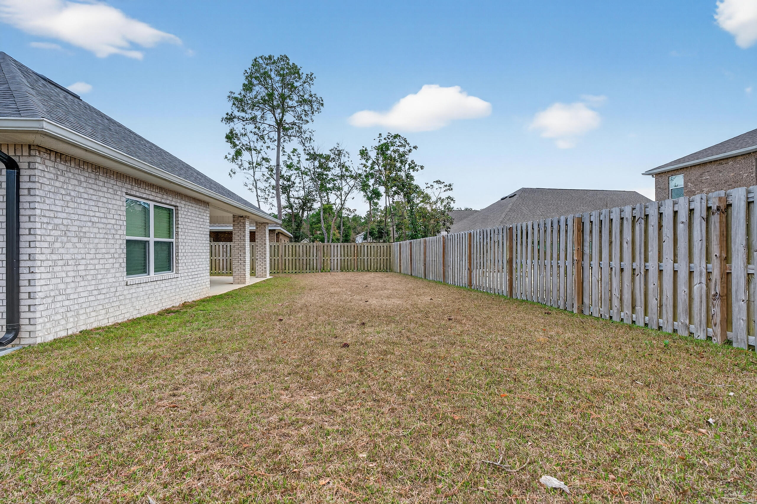 LIVE OAK HARBOUR - Residential Lease