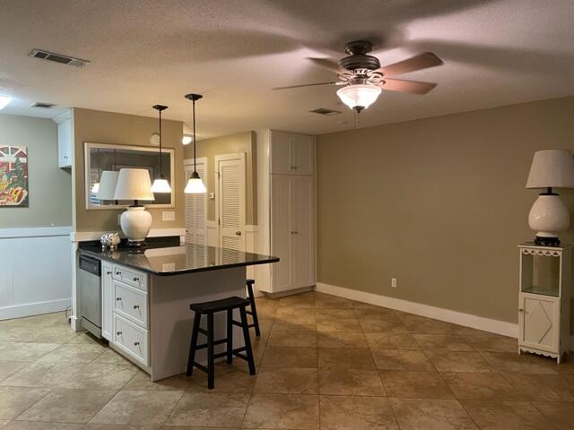 HIDDEN BEACH VILLAS CONDO - Residential