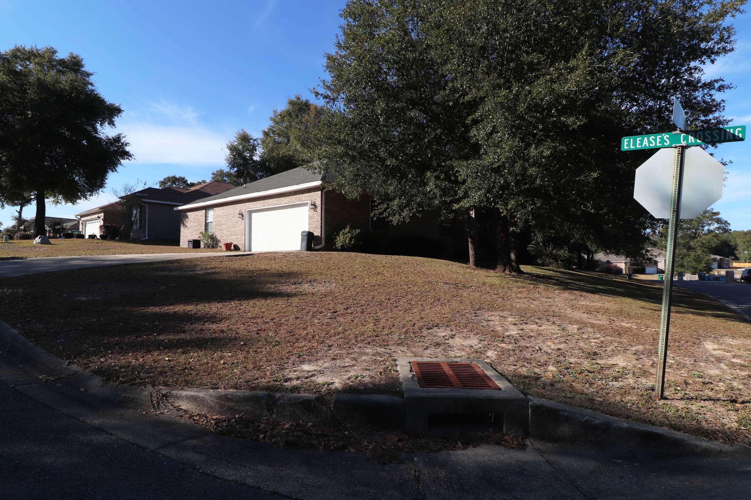 TRAILWOOD ESTATES - Residential