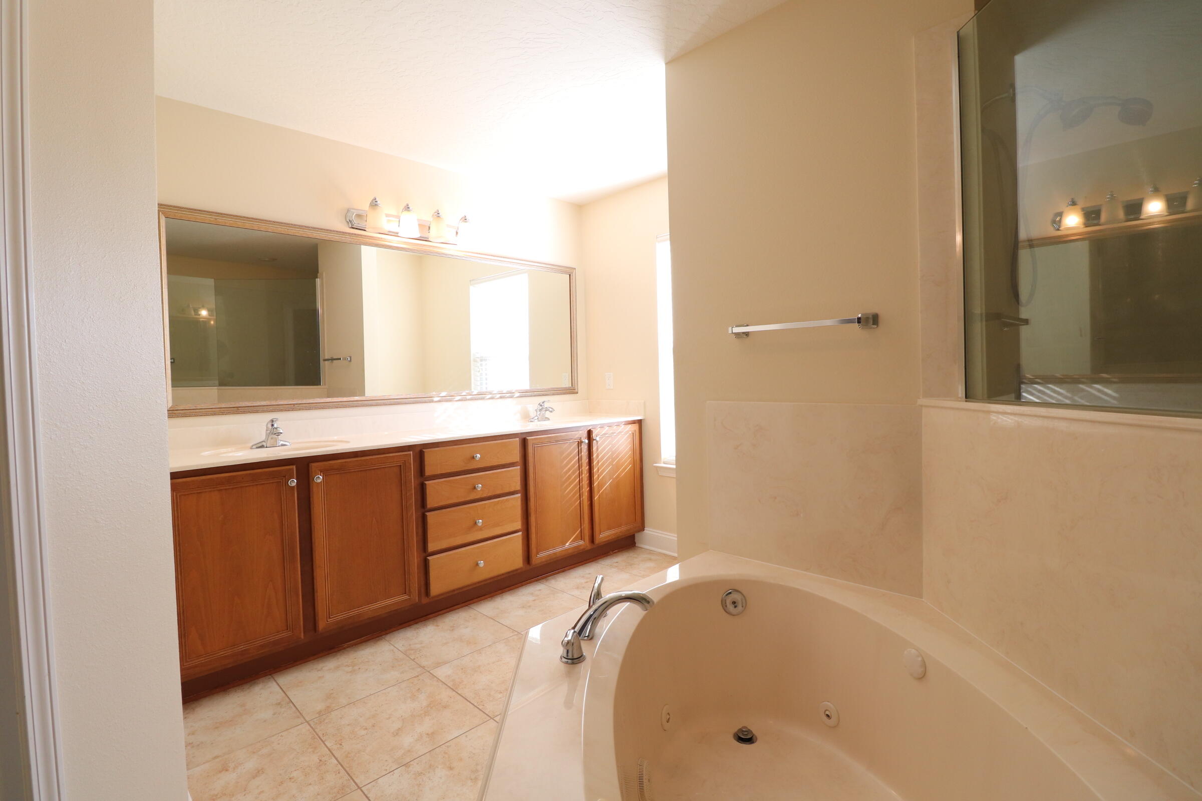 TRAILWOOD ESTATES - Residential