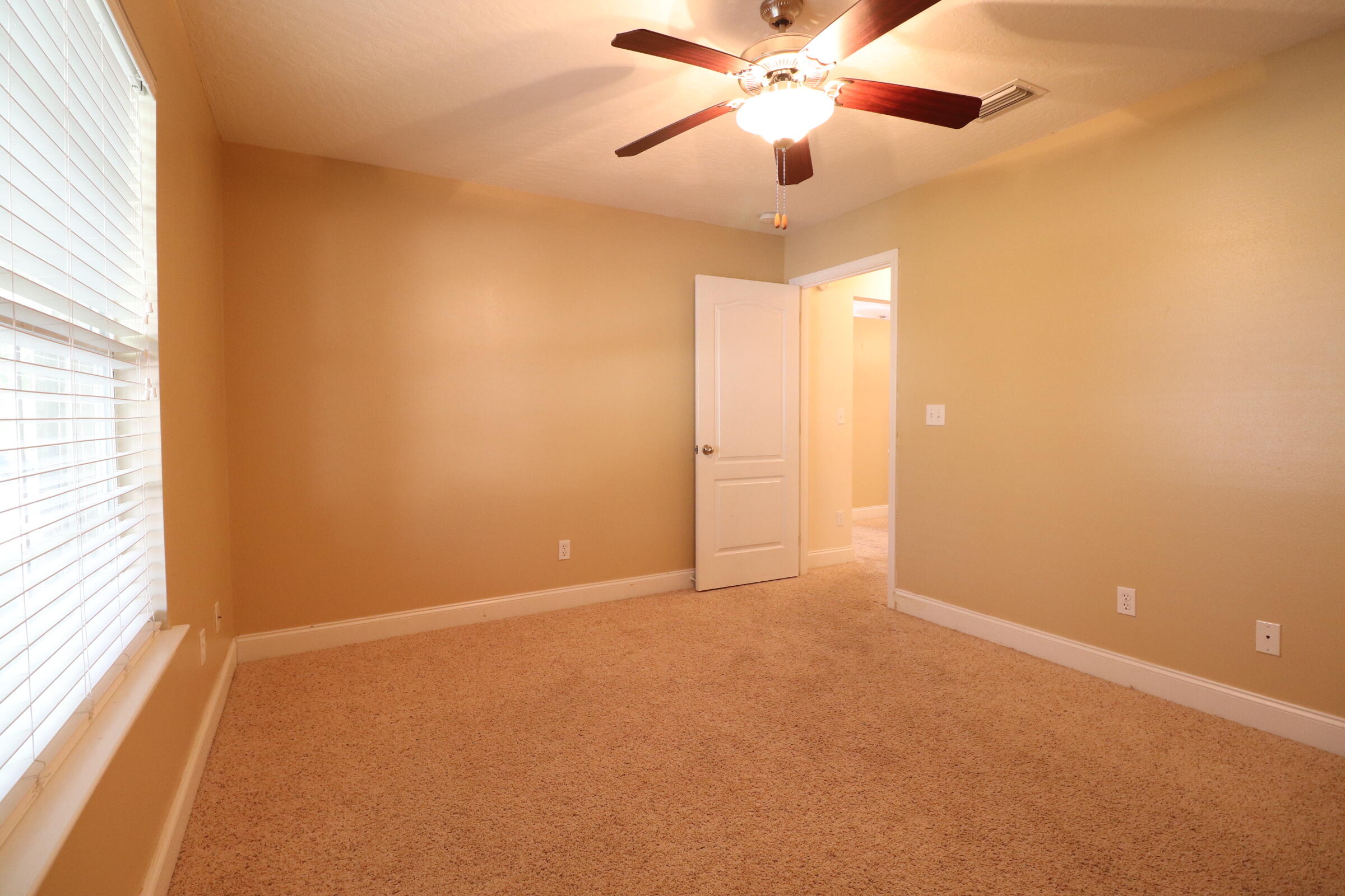 TRAILWOOD ESTATES - Residential