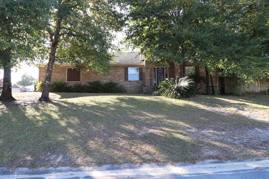 Great home tucked away in North Crestview! This split floor-plan, 3 bed, 2bath home is in need of a new owner. This home features a large open living room and kitchen, a separate dining room or office, a large master bedroom with garden tub and large separate shower. The location is great as it is a mere 5 minute walk to an elementary school and a short drive or bus ride to the high school or middle school. It is also convenient to shopping, entertainment, and work. Schedule your showing today!