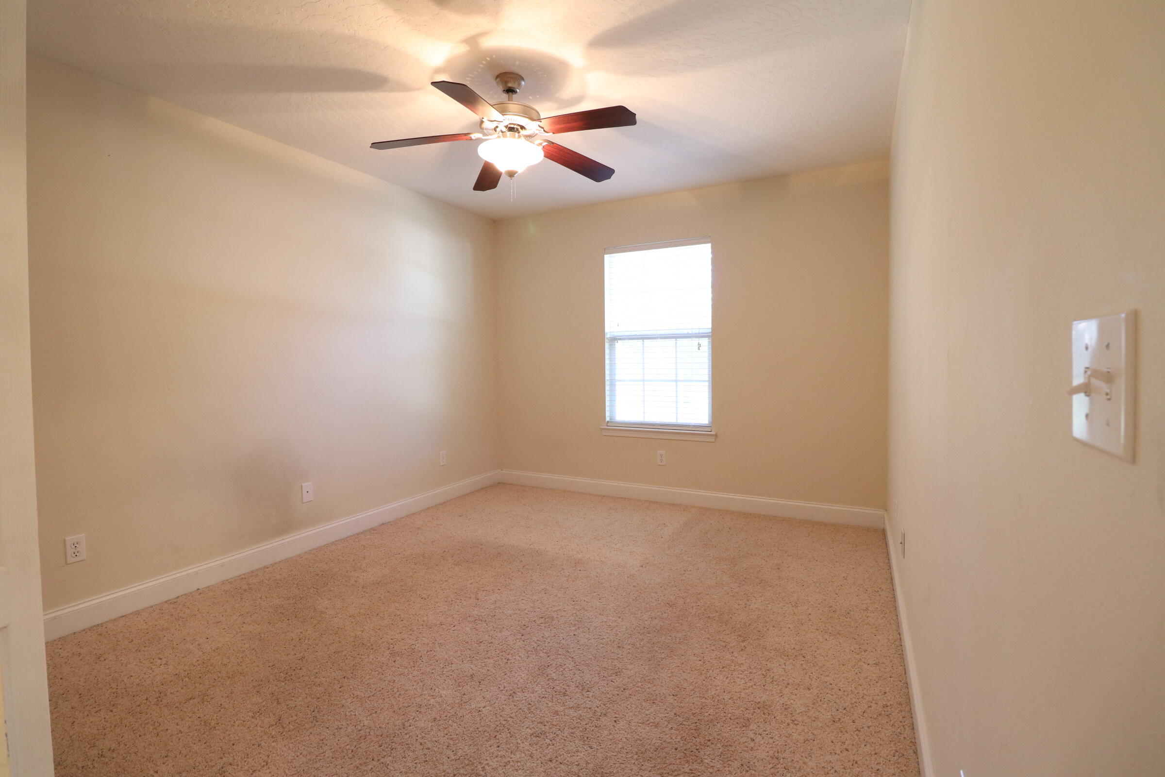 TRAILWOOD ESTATES - Residential