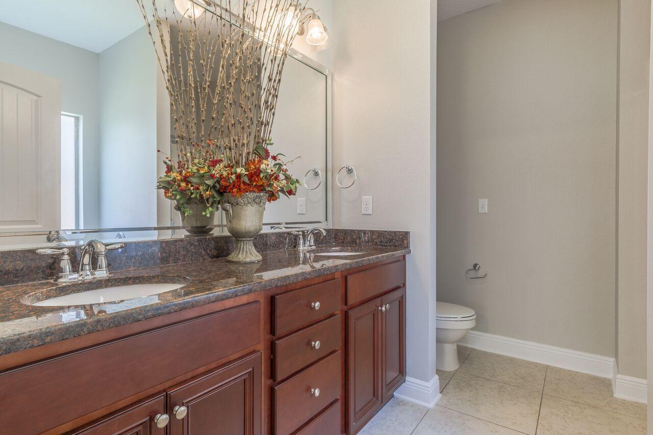 HAMMOCK BAY - Residential Lease