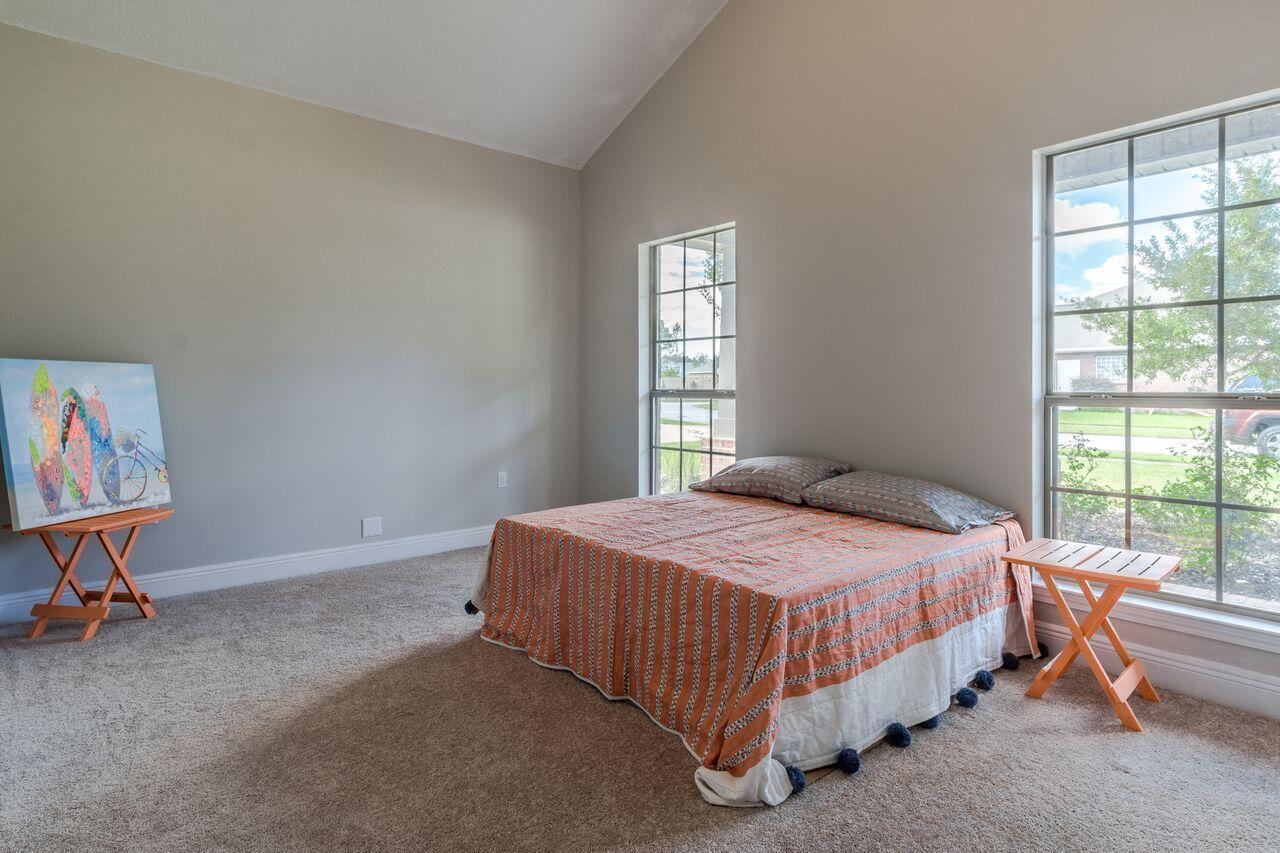 HAMMOCK BAY - Residential Lease