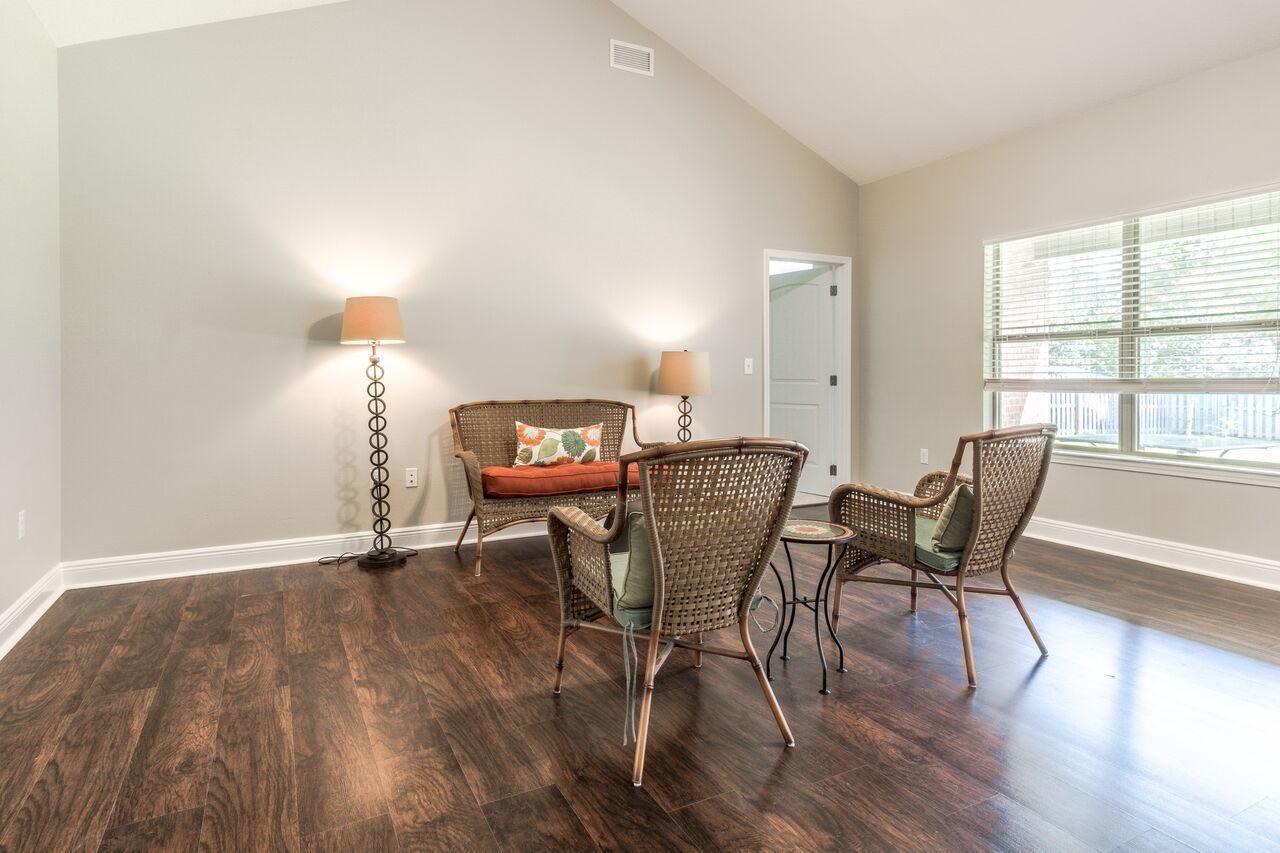 HAMMOCK BAY - Residential Lease