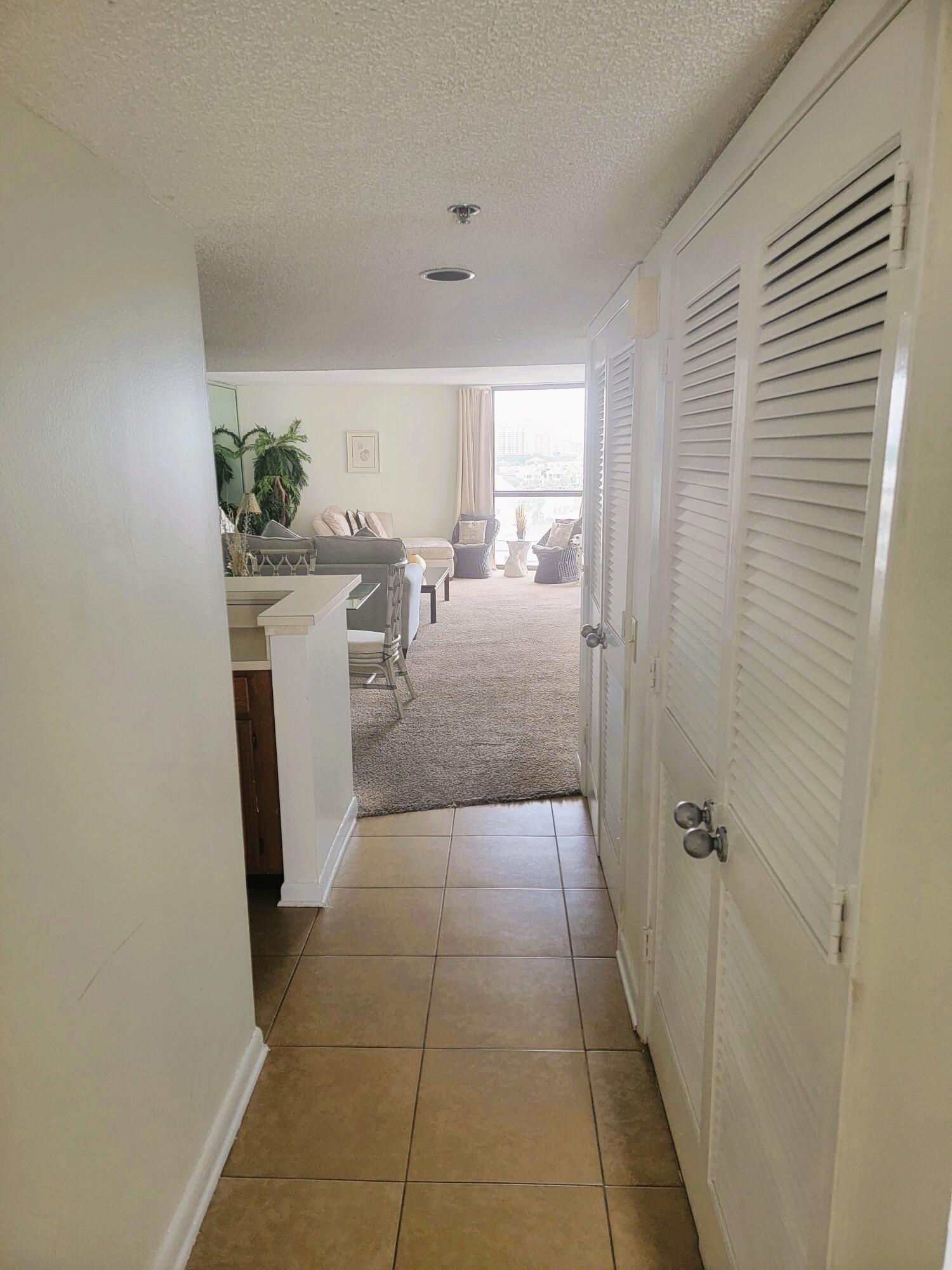 MAINSAIL CONDO PH 3 - Residential