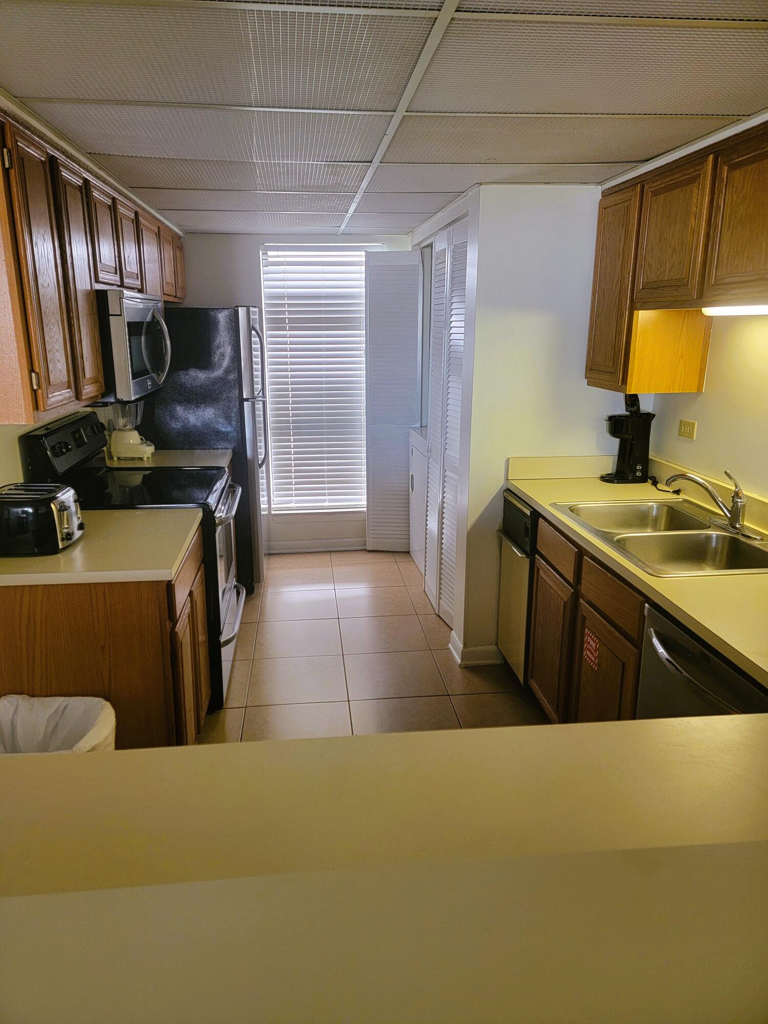 MAINSAIL CONDO PH 3 - Residential