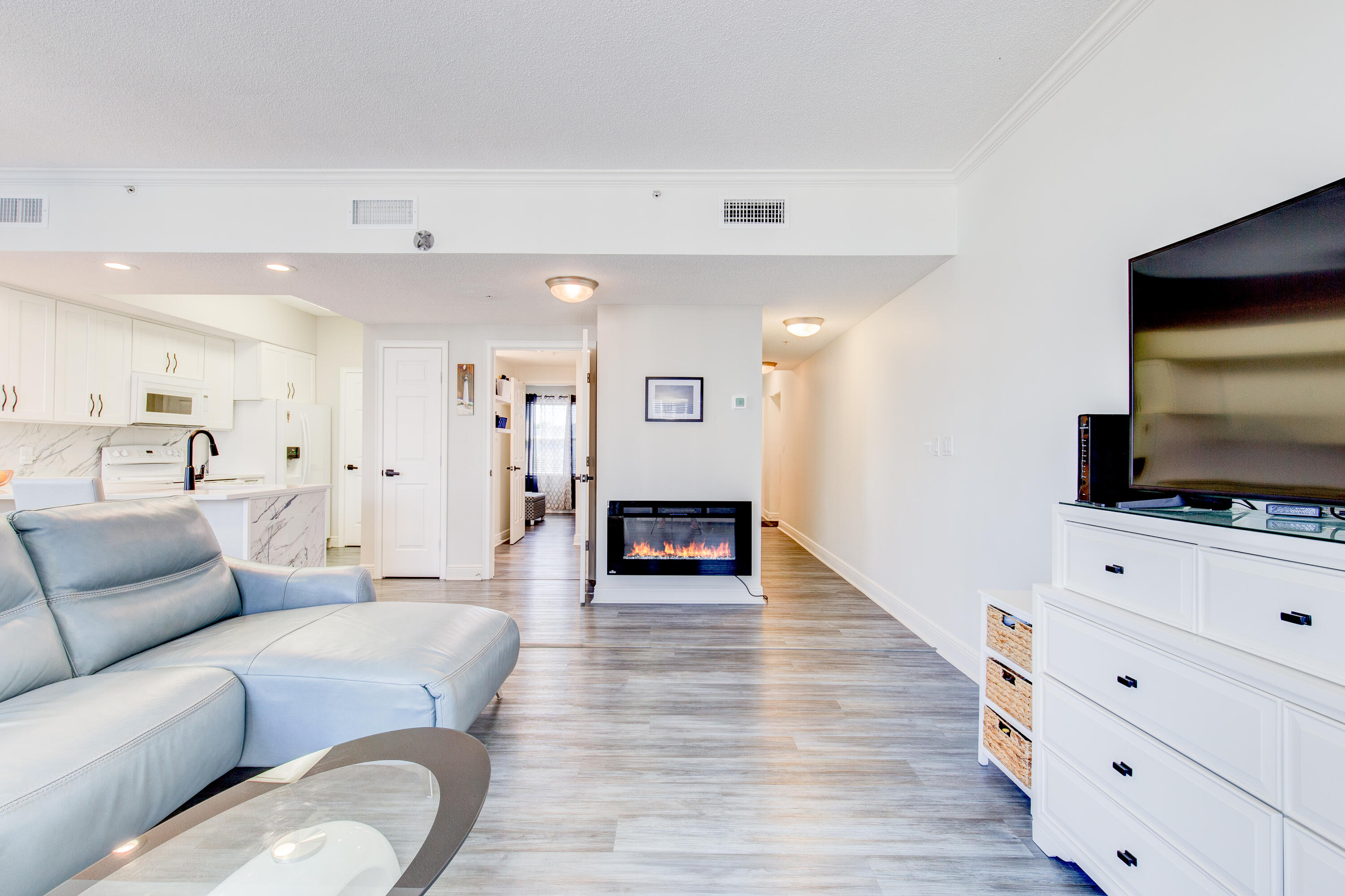 WATERS EDGE - Residential