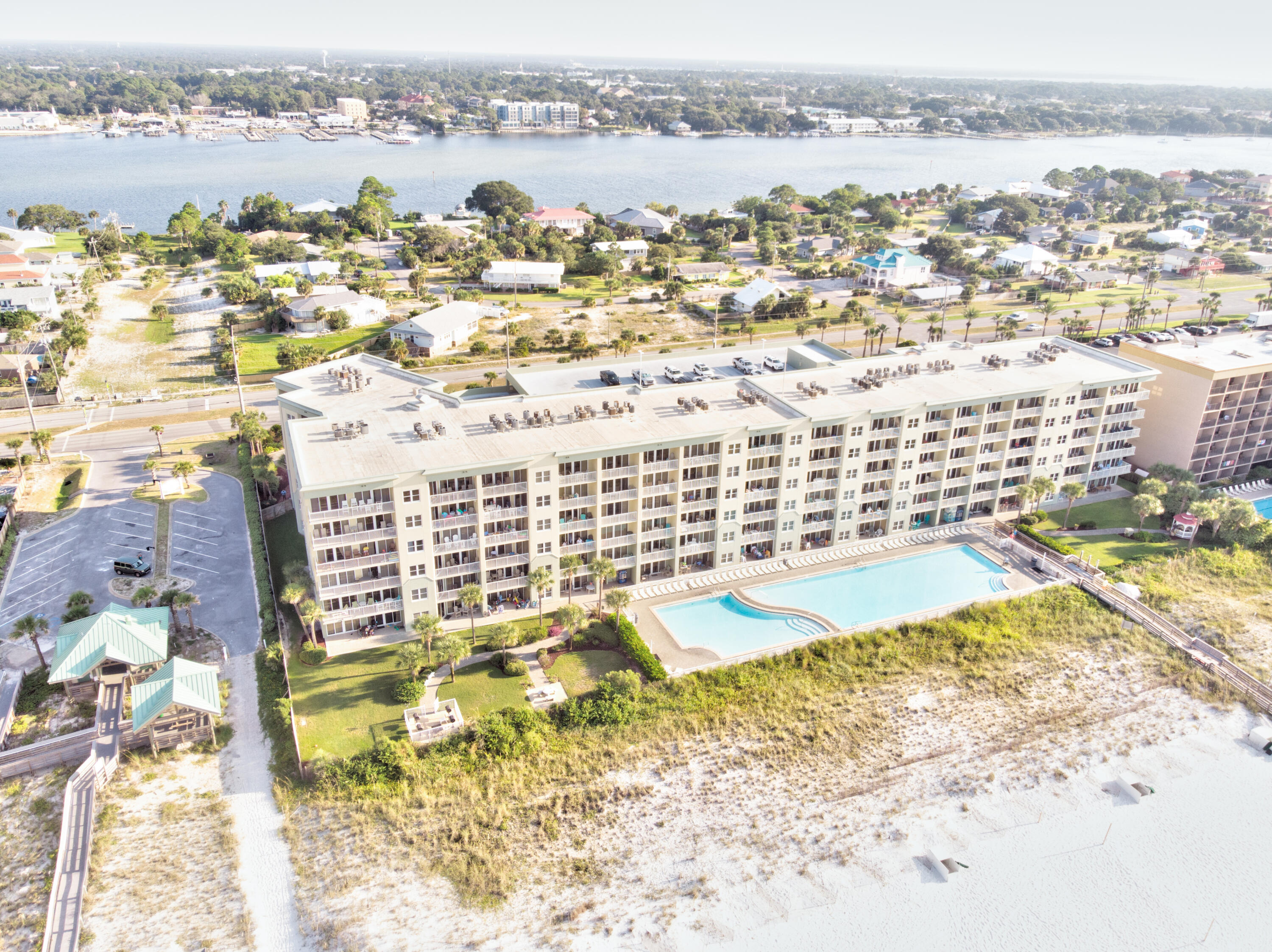 WATERS EDGE - Residential