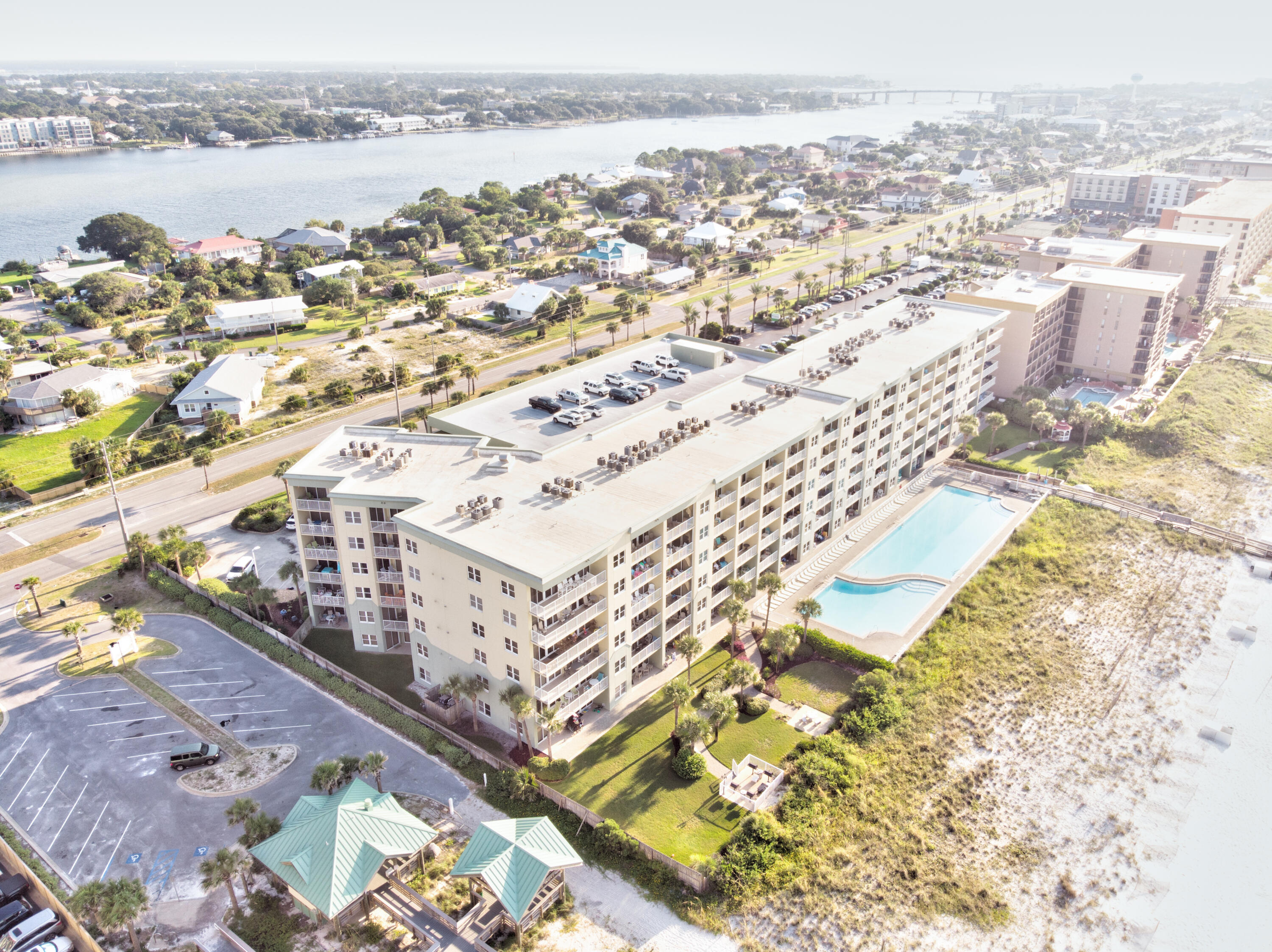 WATERS EDGE - Residential