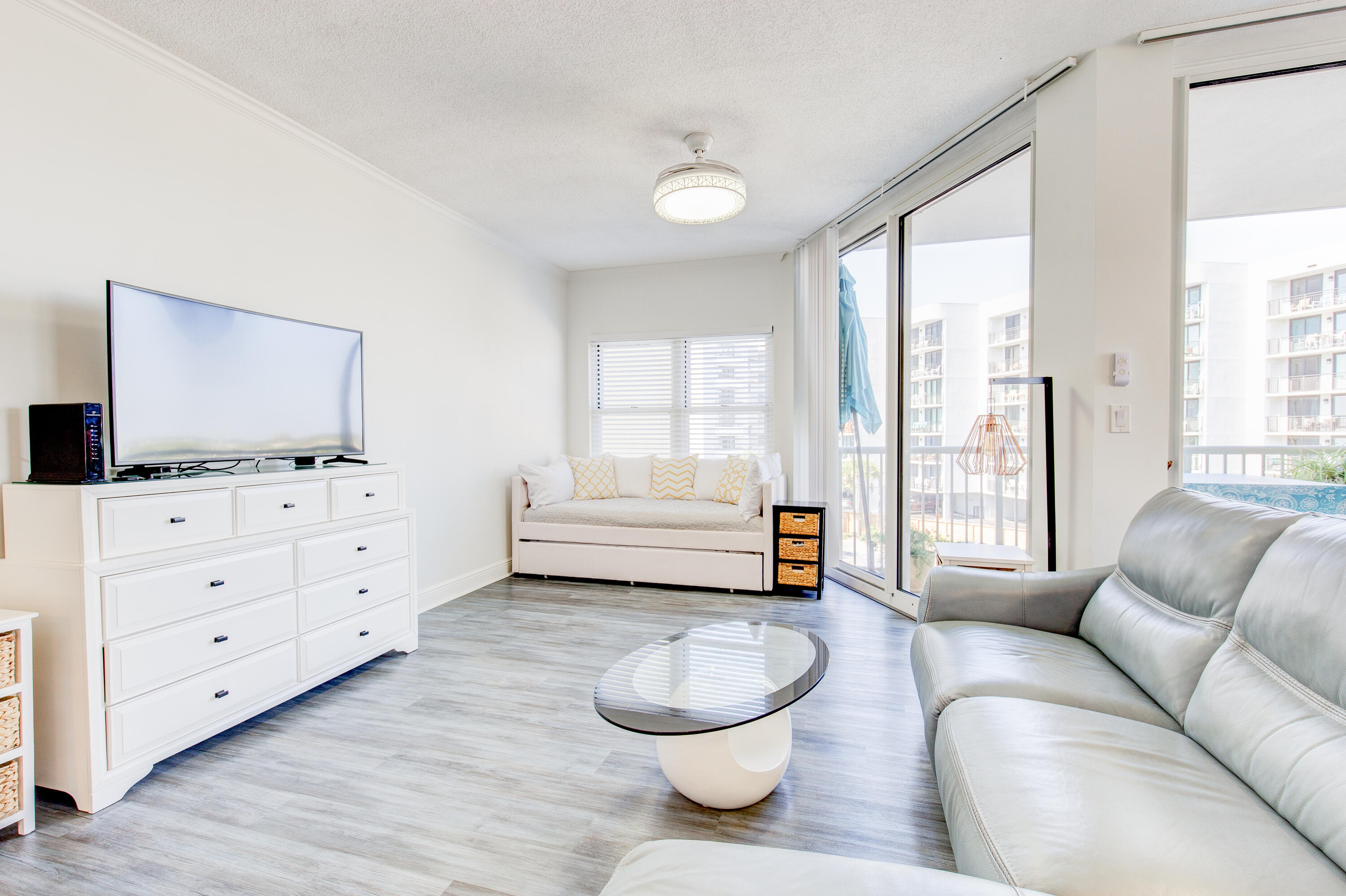 WATERS EDGE - Residential