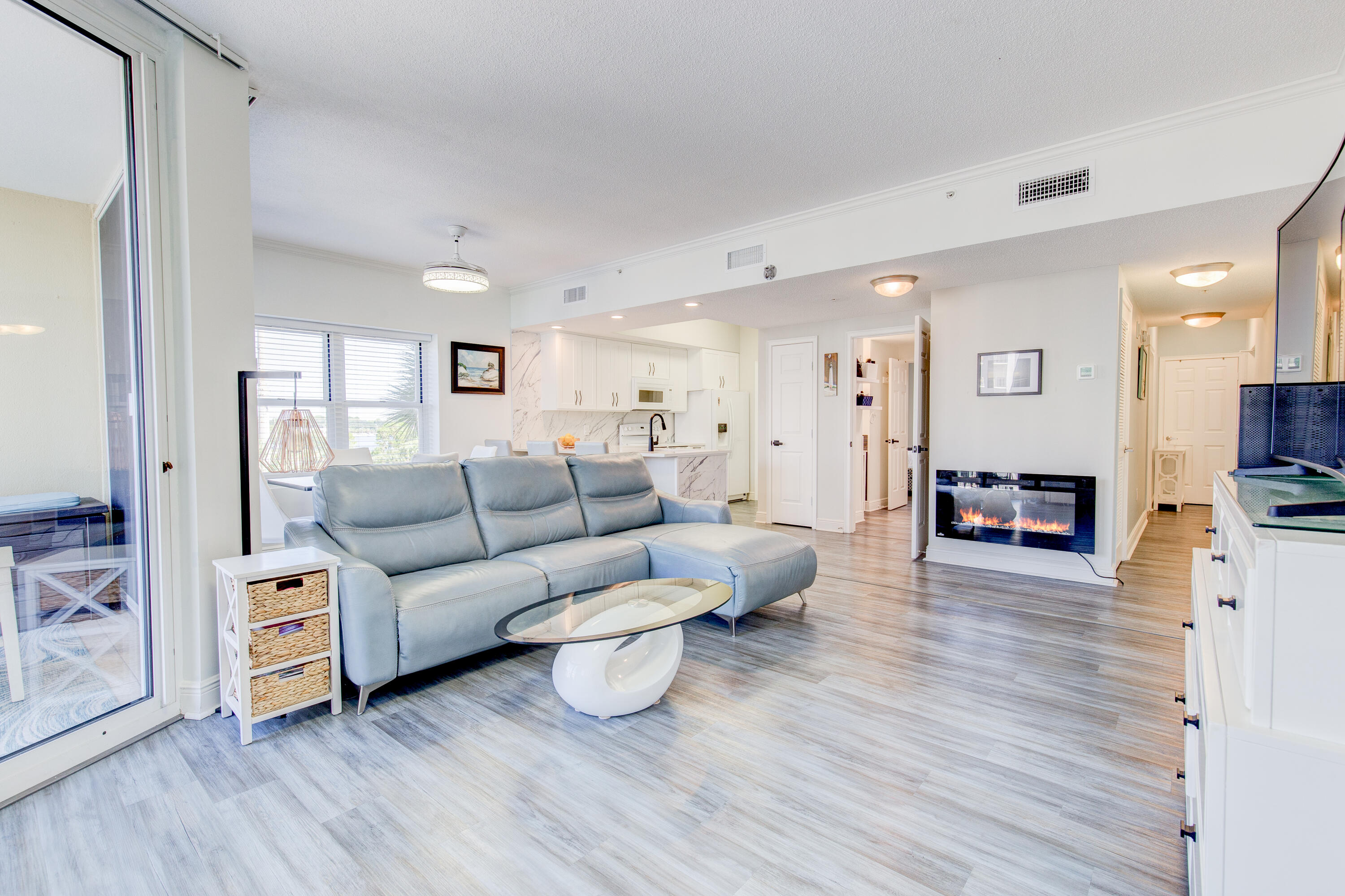 WATERS EDGE - Residential