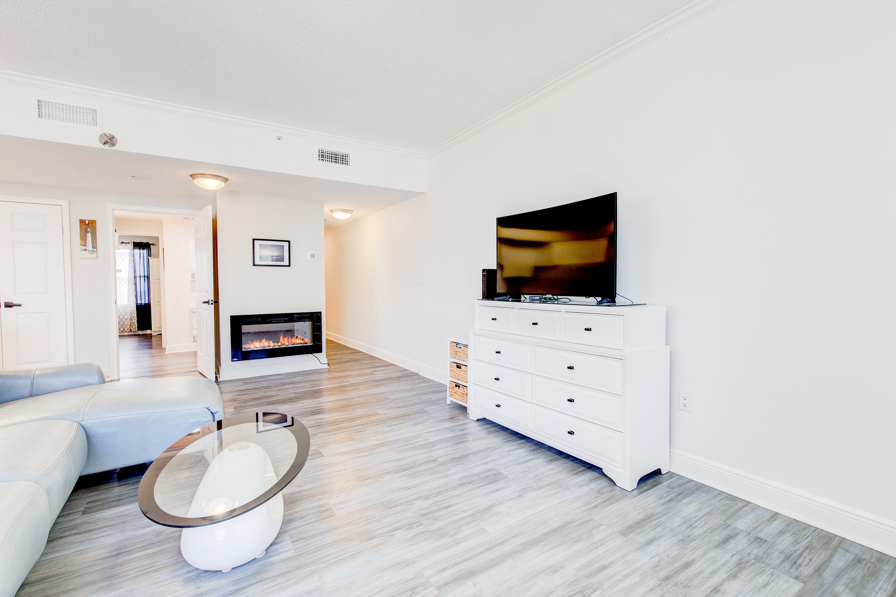 WATERS EDGE - Residential