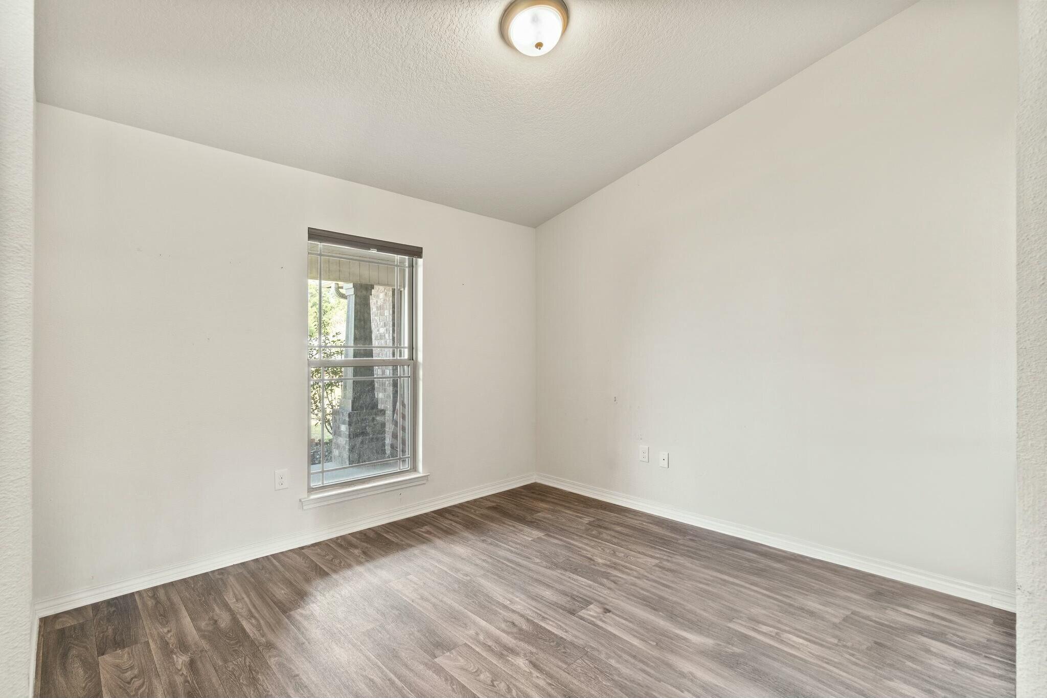 NAVARRE 2ND ADD - Residential