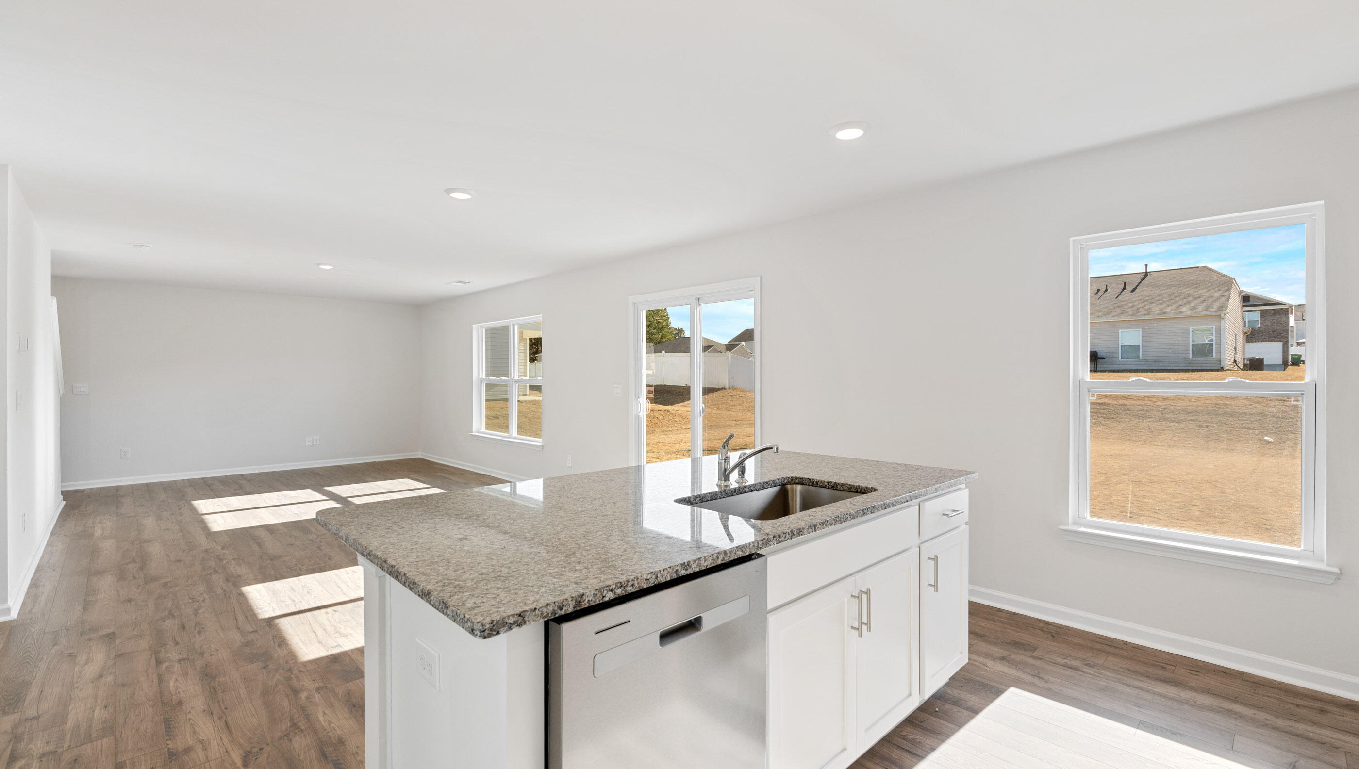 MAGNOLIA AT THE BLUFFS PHASE III - Residential