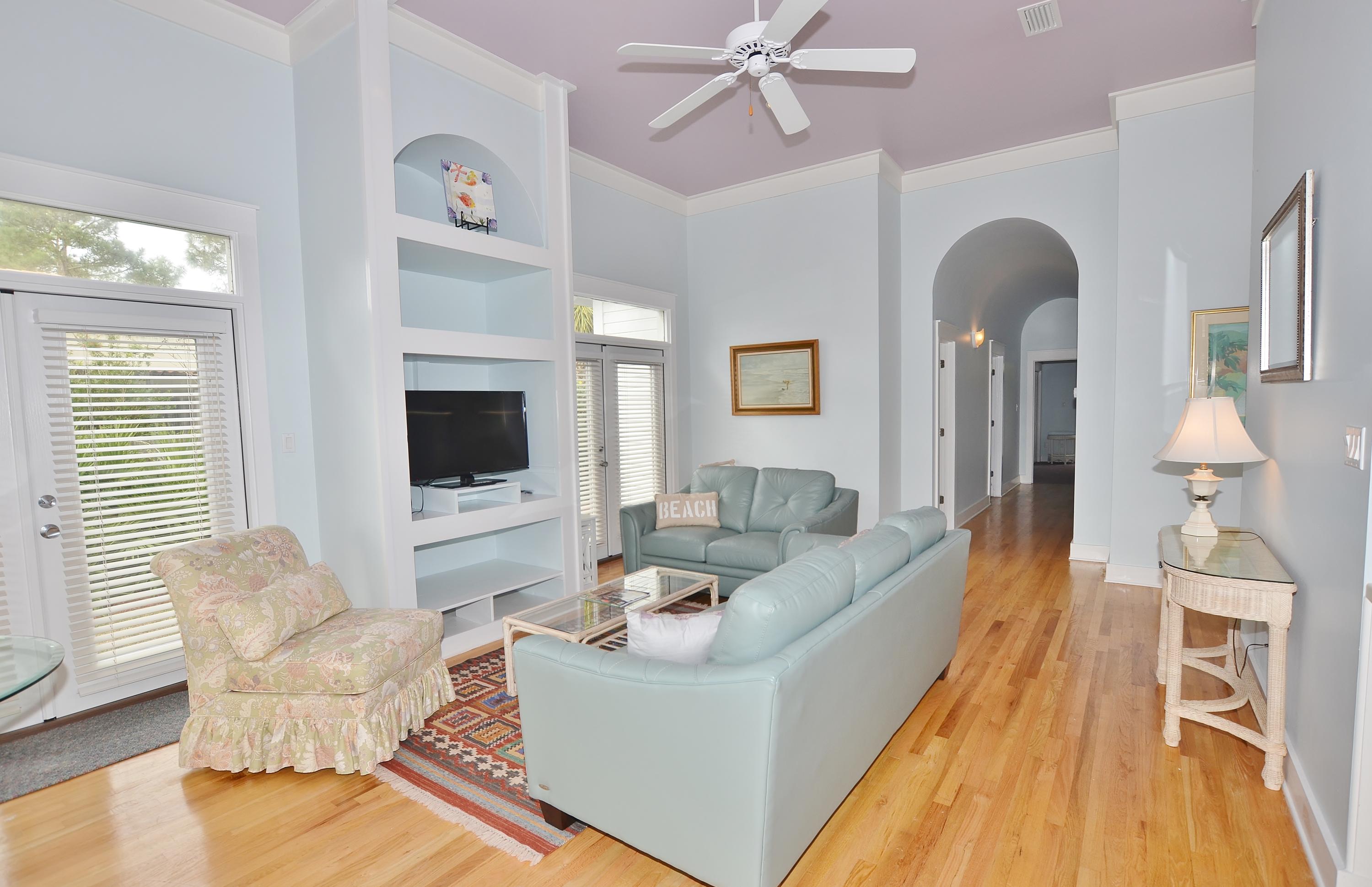 CRYSTAL LAKE - Residential Lease