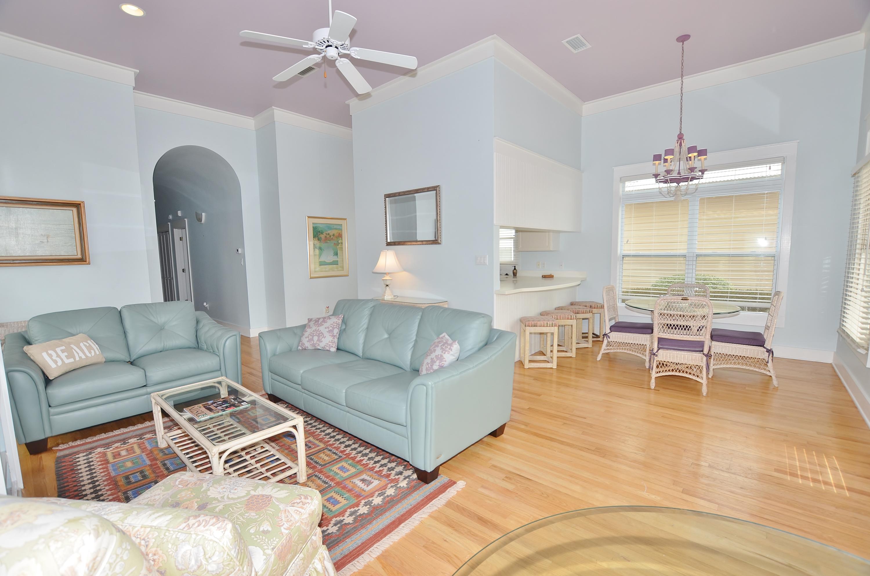 CRYSTAL LAKE - Residential Lease