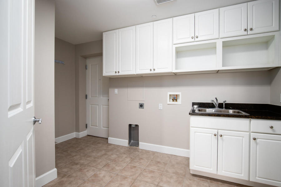 ONE WATER PLACE AT KELLY PLANTATION - Residential