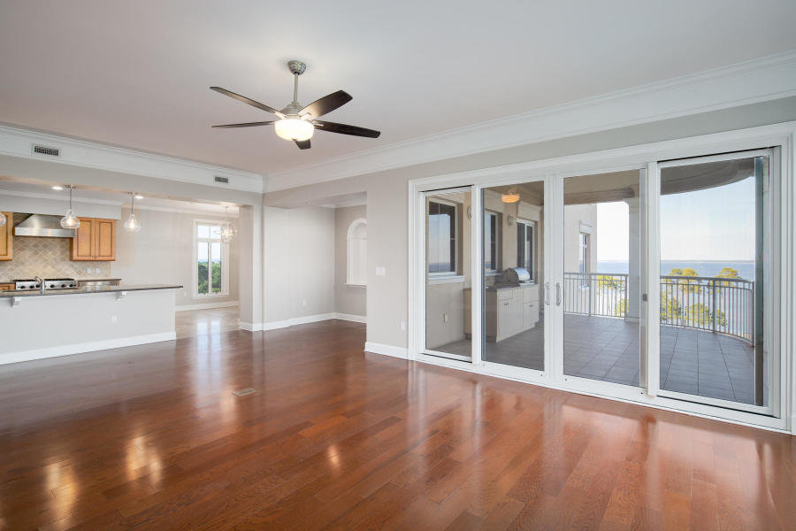 ONE WATER PLACE AT KELLY PLANTATION - Residential
