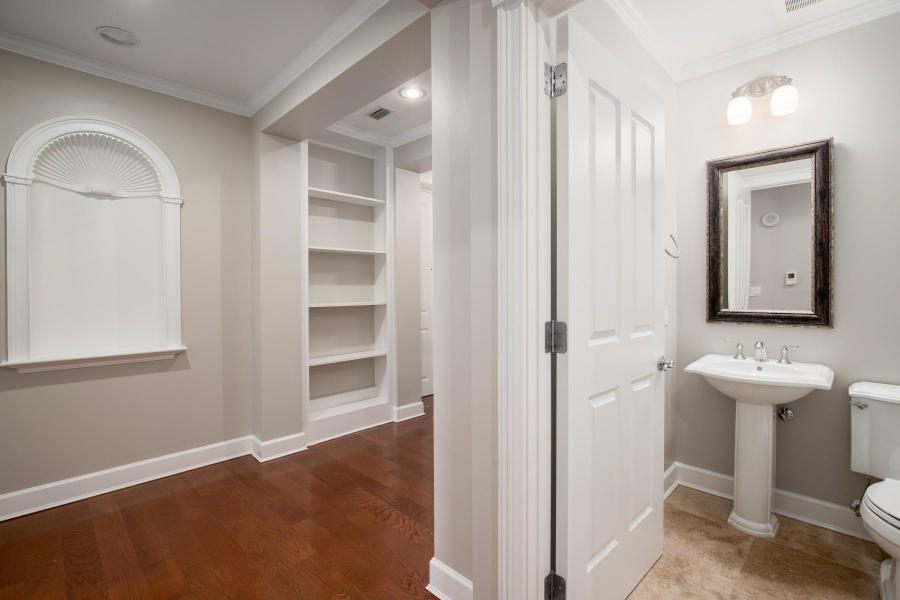 ONE WATER PLACE AT KELLY PLANTATION - Residential
