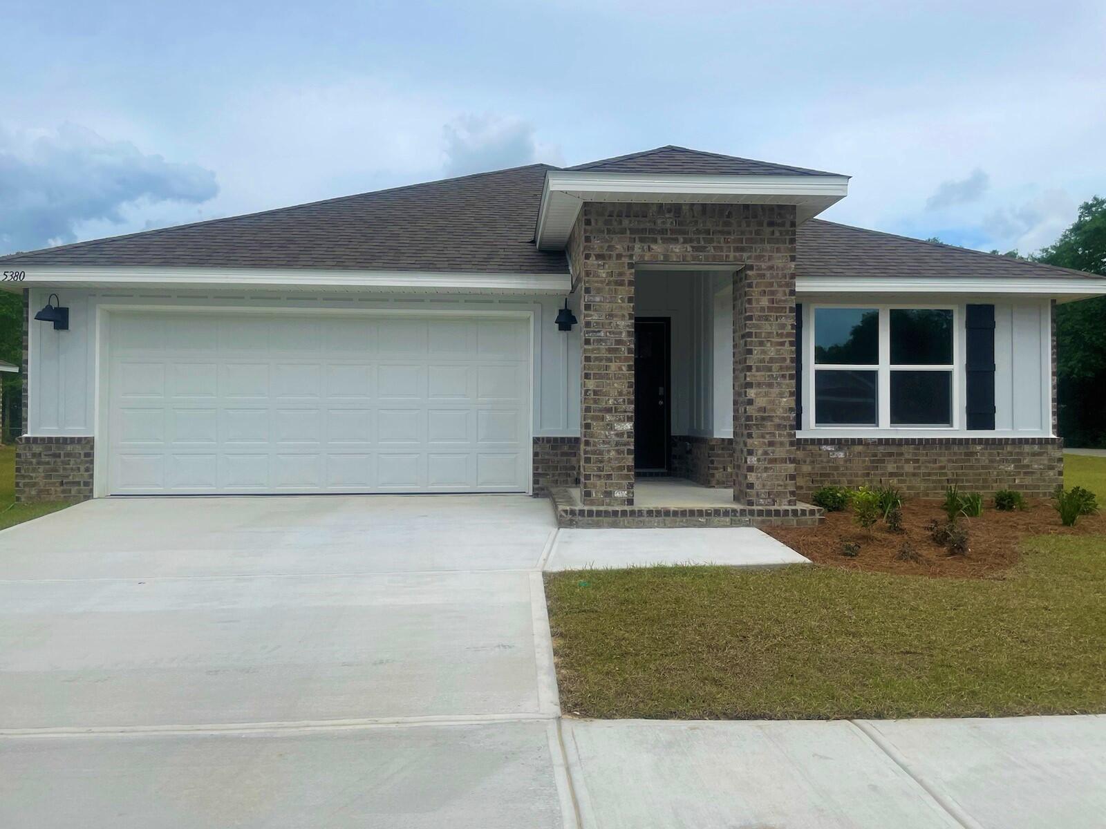 HOMEWOOD EST - Residential