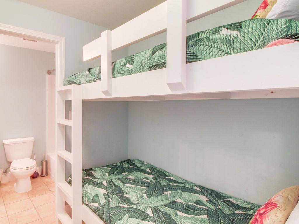 Laketown Wharf - Residential