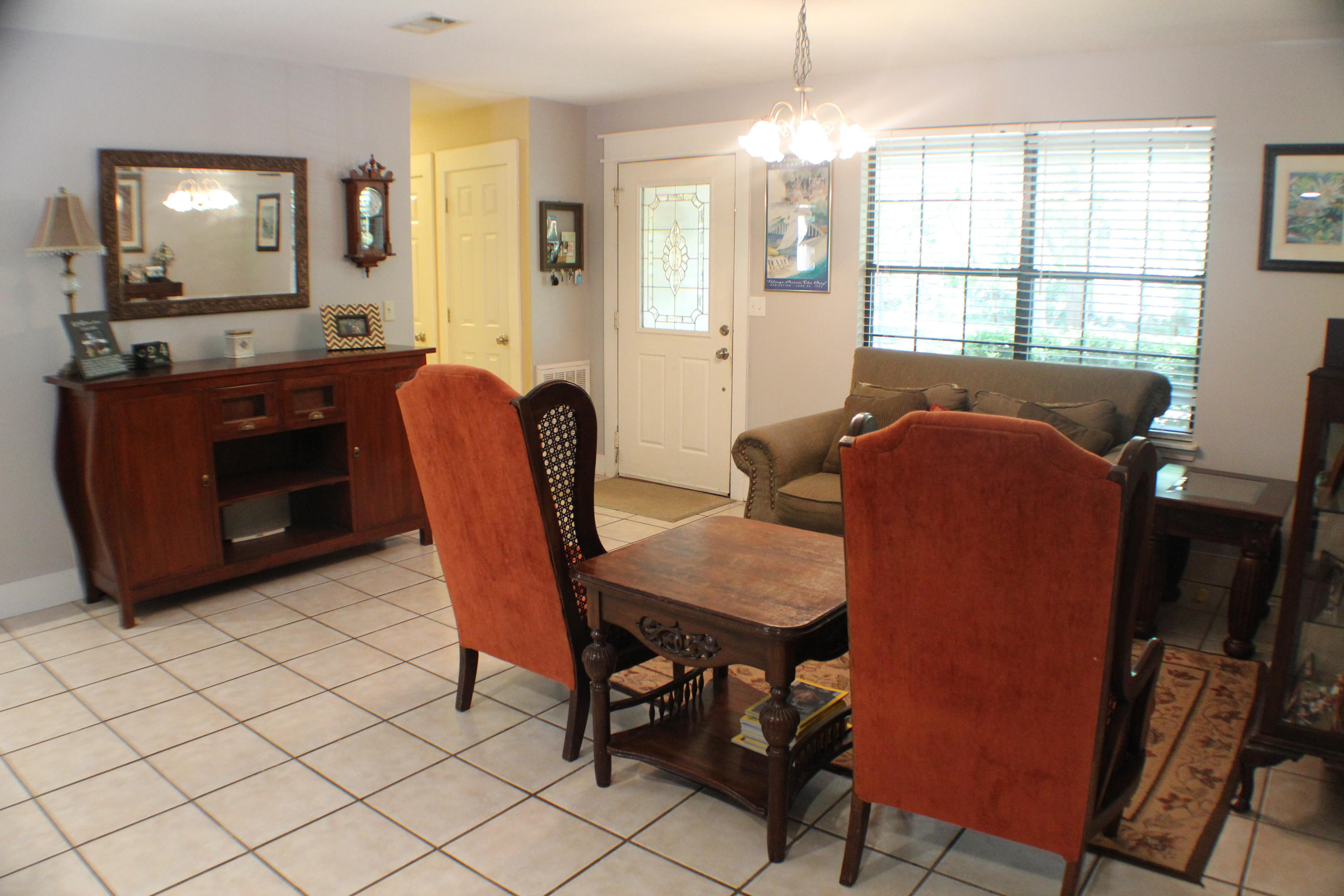 VILLA TASSO TOWN OF - Residential