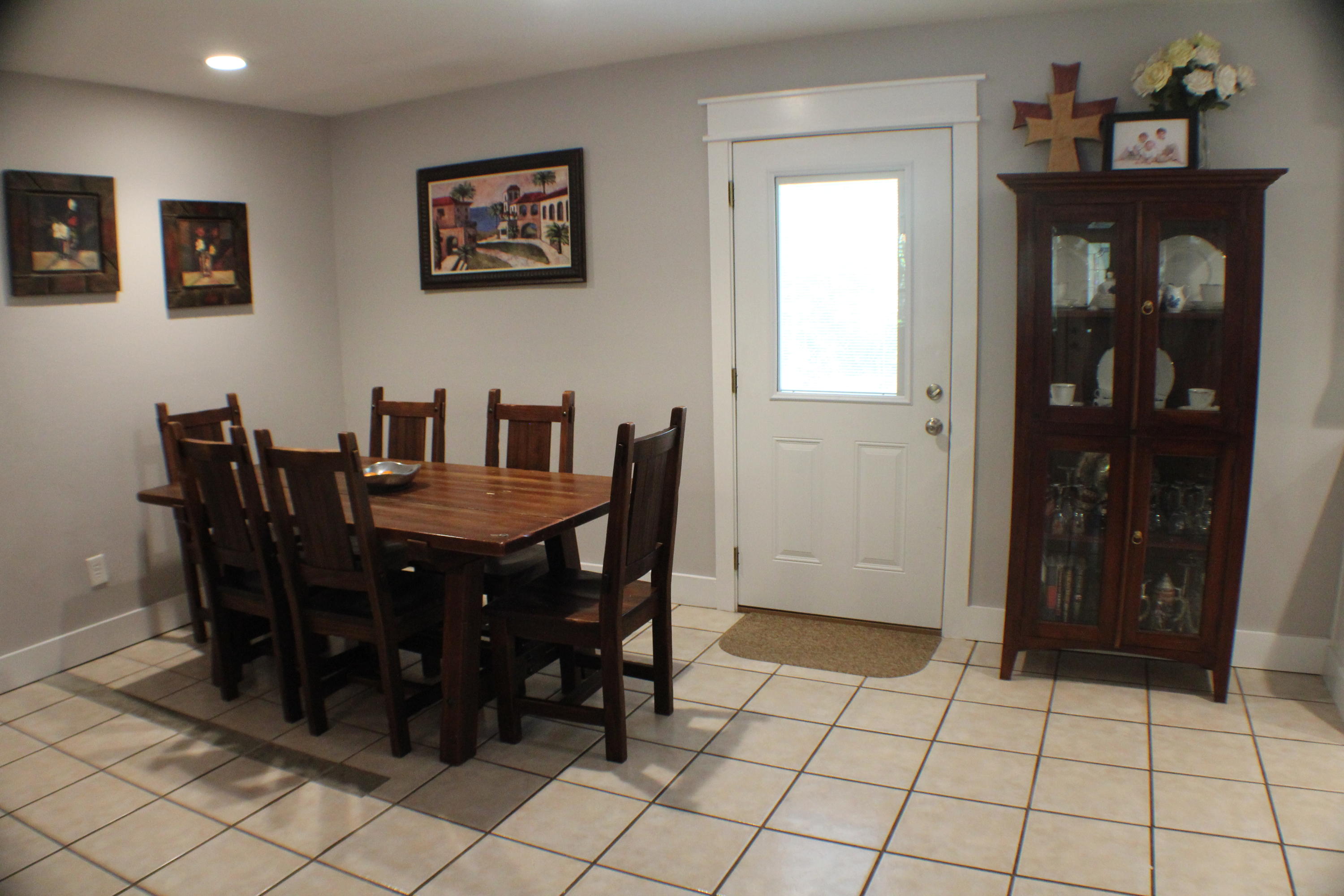 VILLA TASSO TOWN OF - Residential