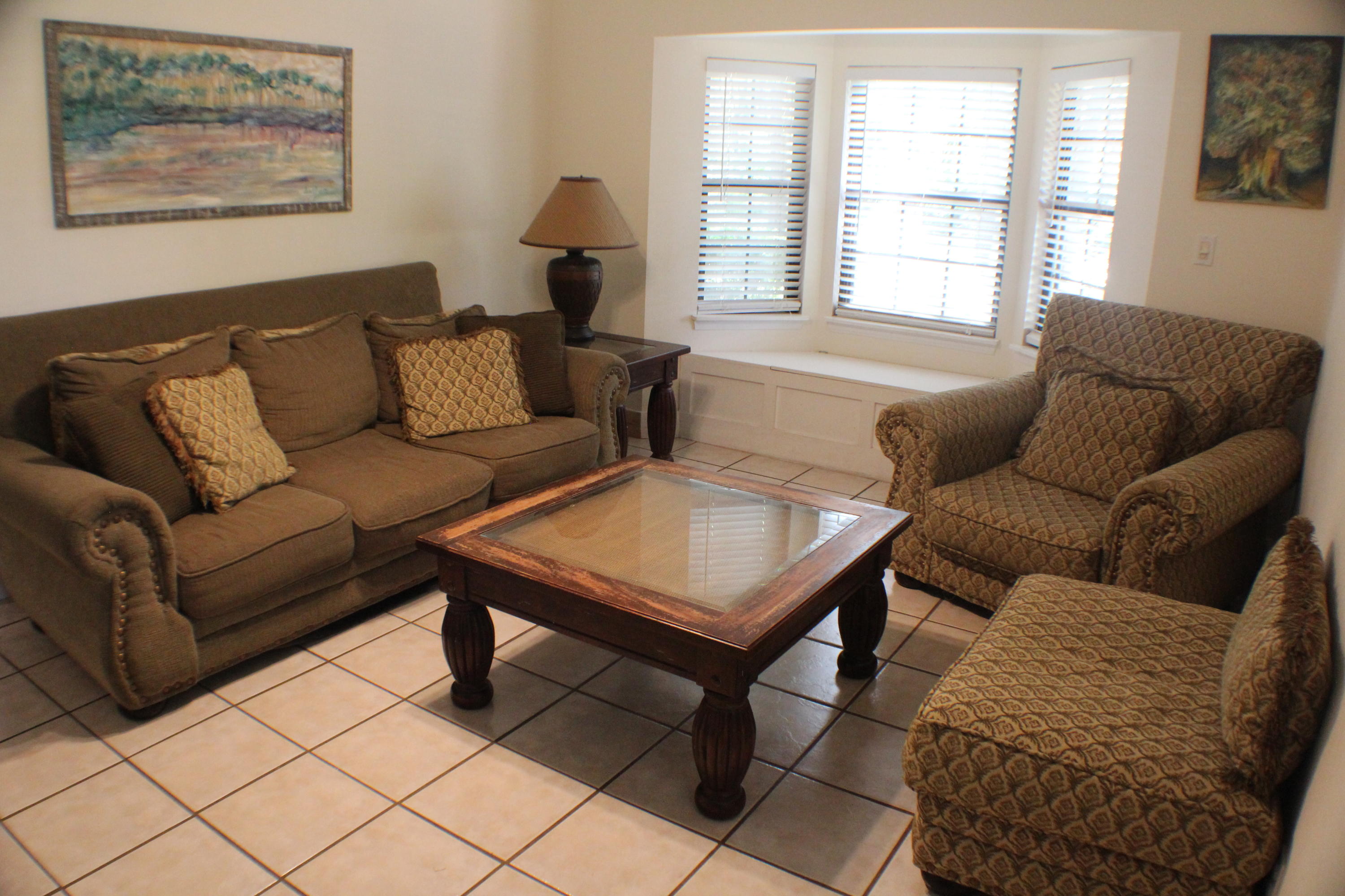 VILLA TASSO TOWN OF - Residential