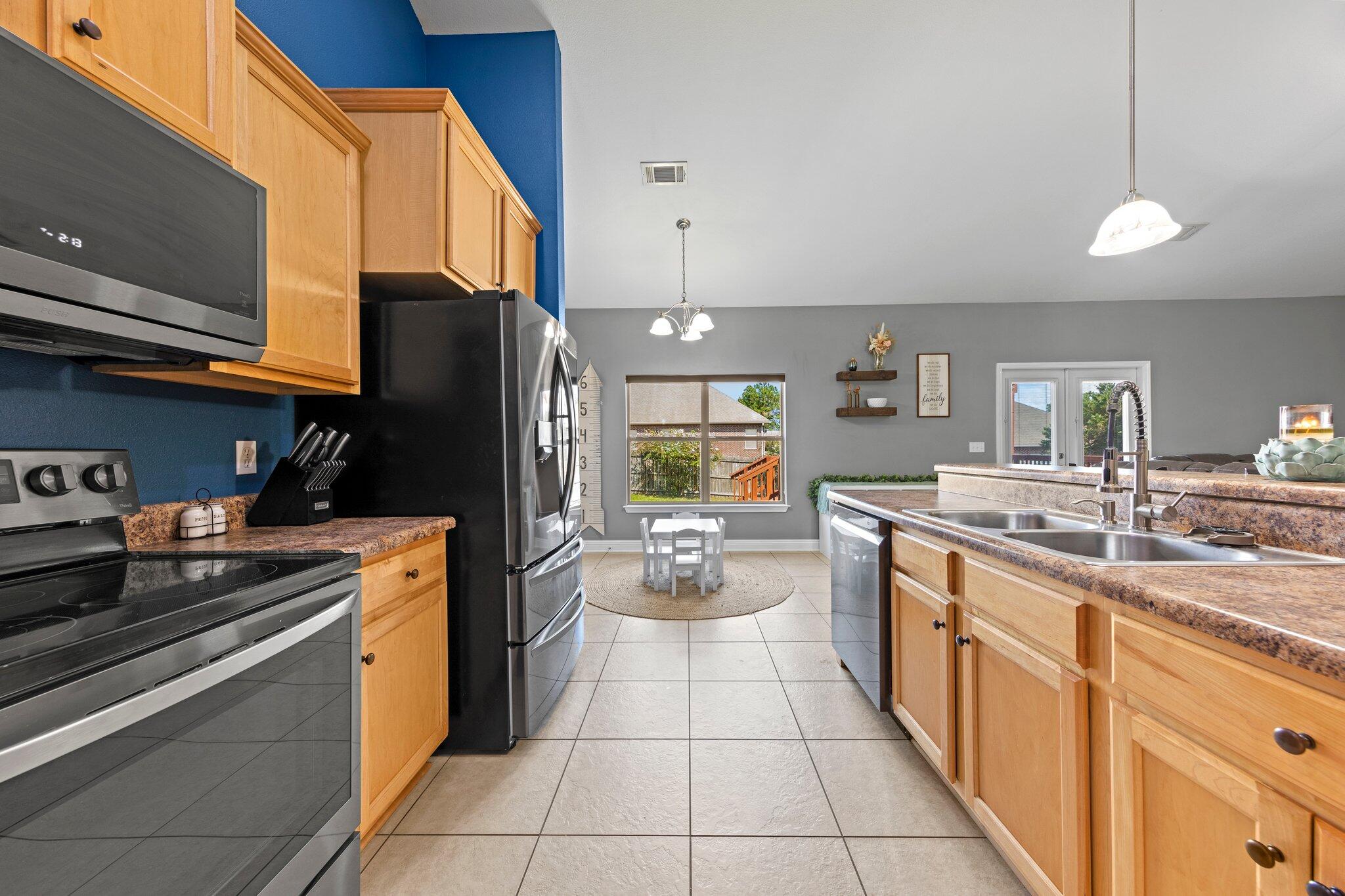 ROLLING RIDGE - Residential