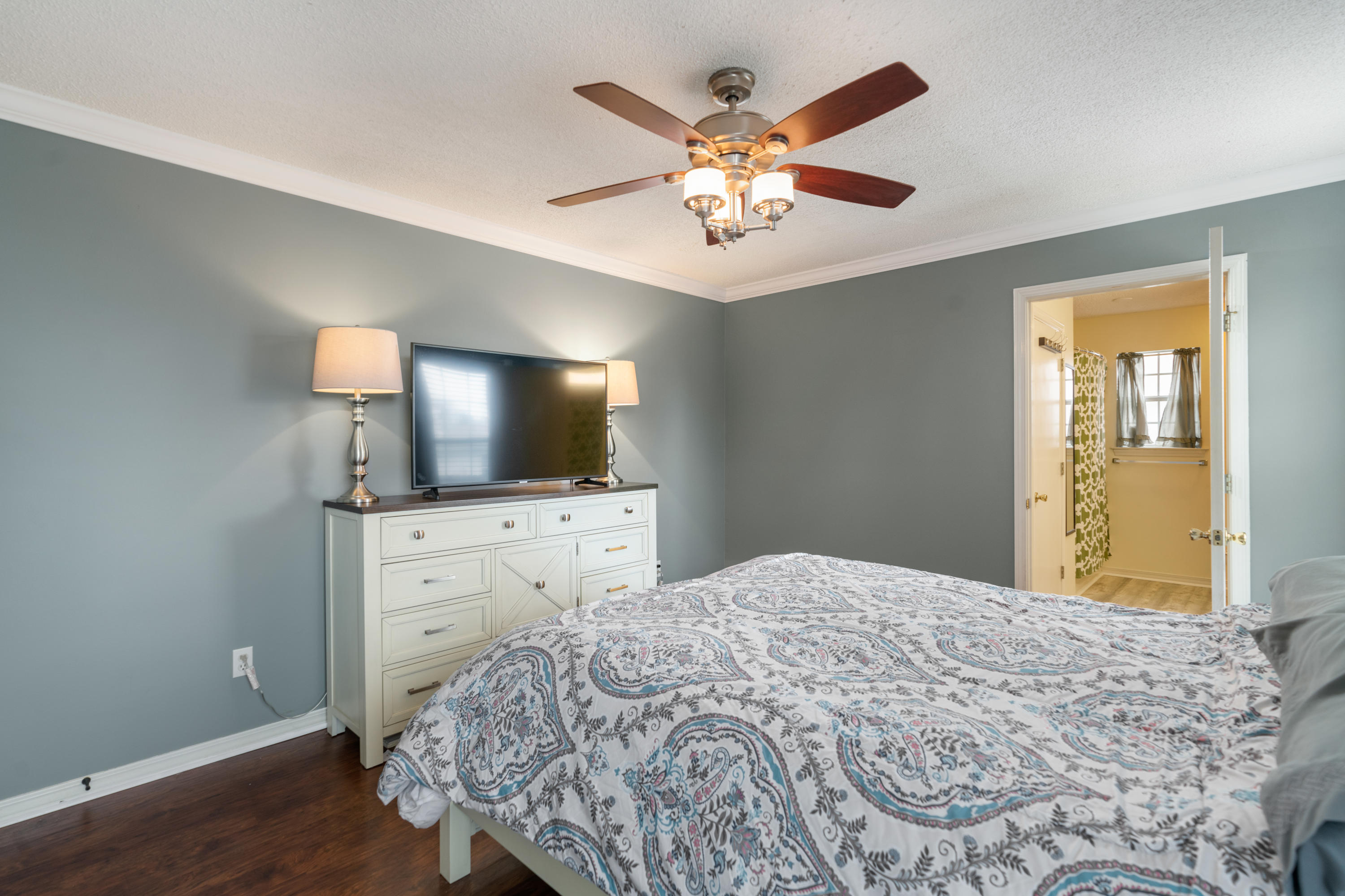 VICTORIA PARK - Residential