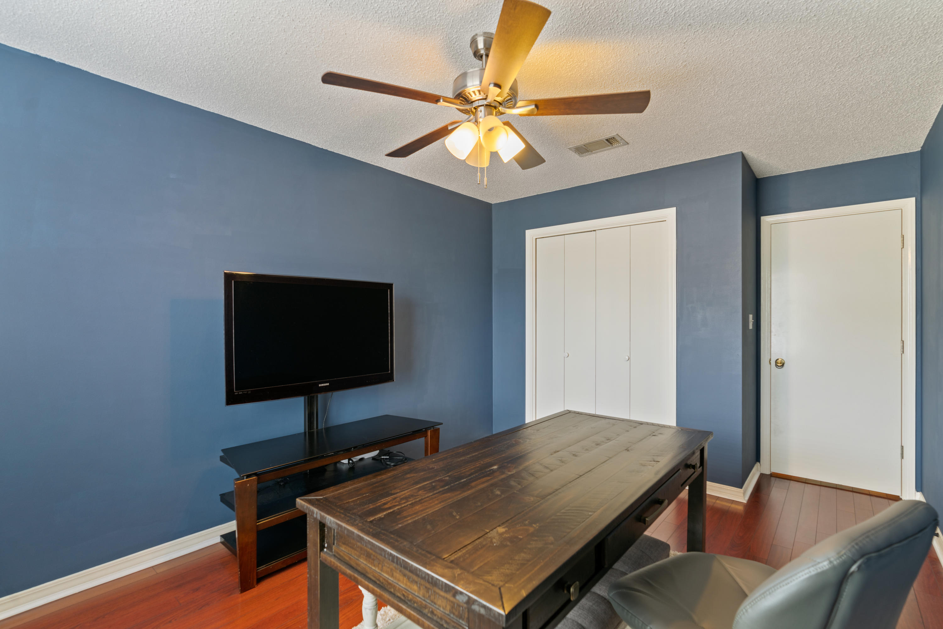 VICTORIA PARK - Residential